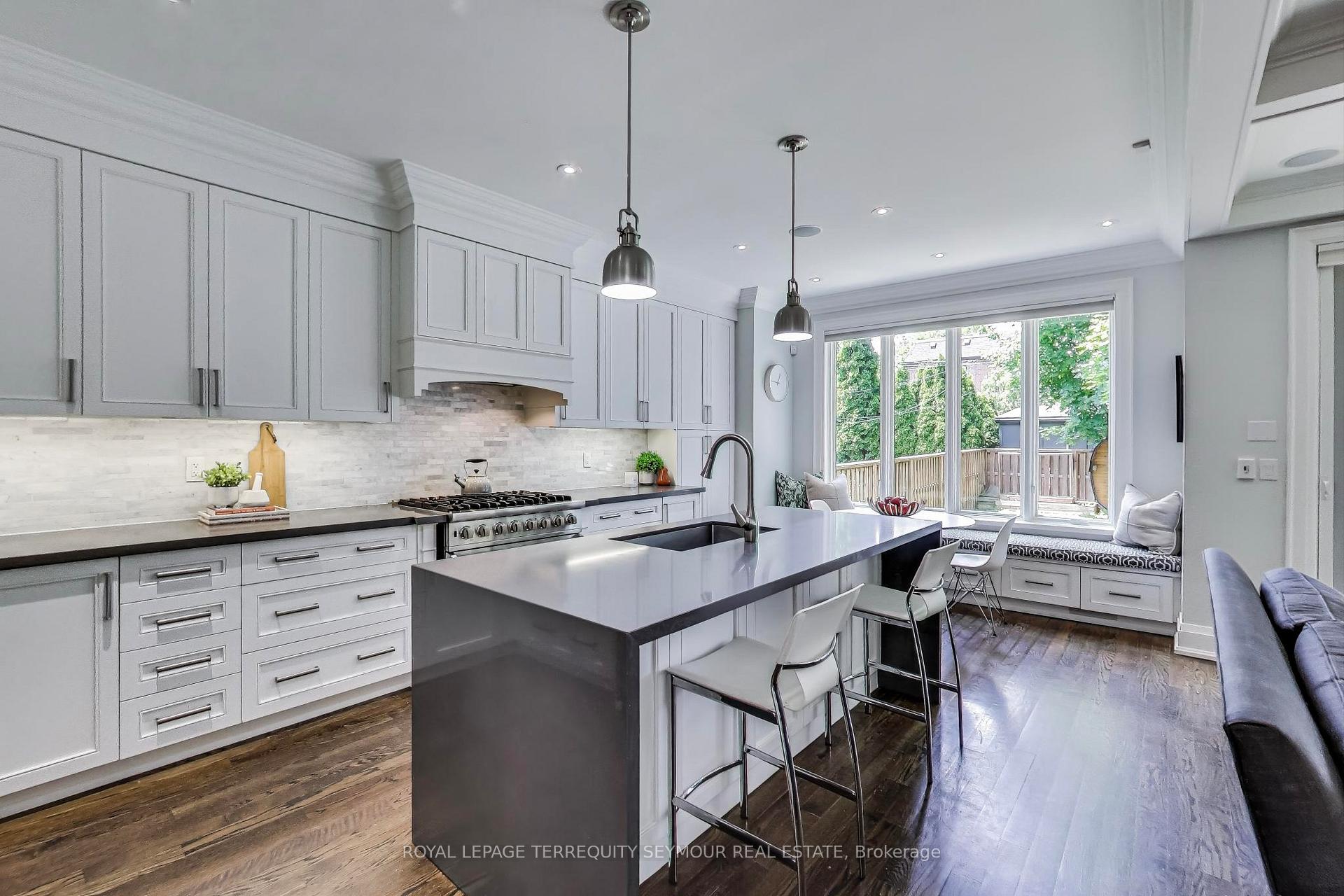 Photo 9 of 474 Sutherland Drive, Toronto, Leaside — HOMEH