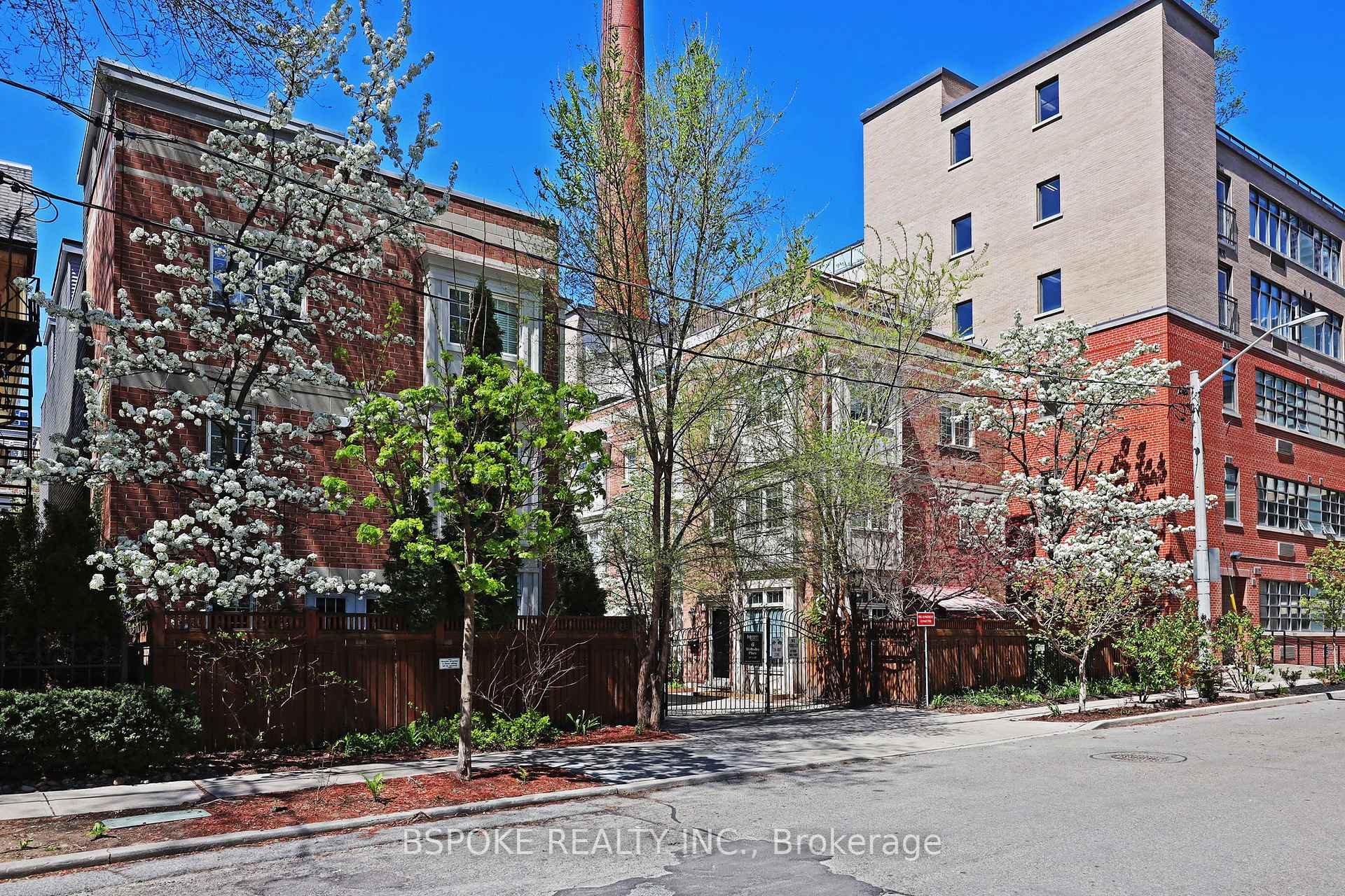 Photo 1 of Unit 3, 6 Wellesley Place, Toronto, North St. James Town — HOMEH