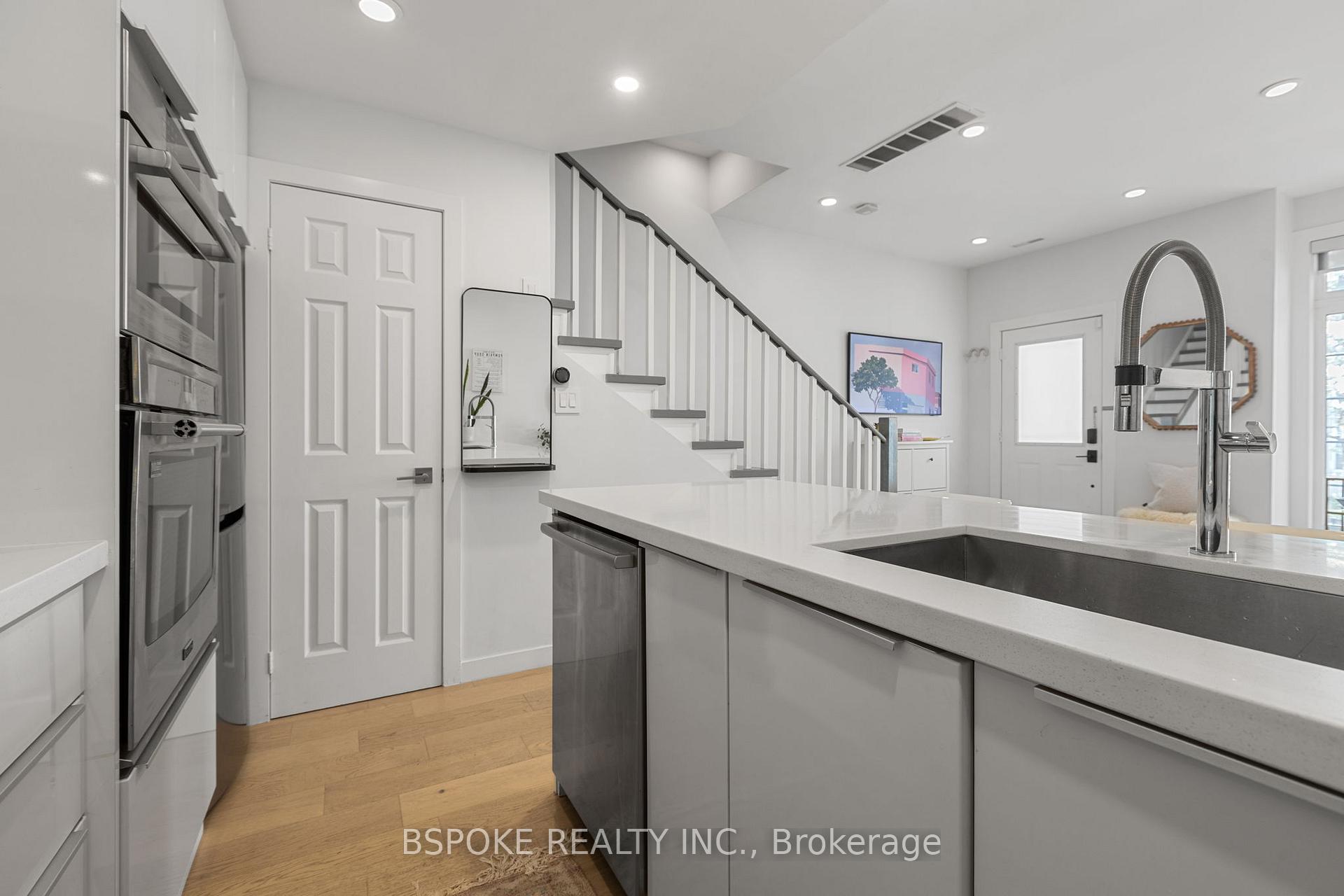 Photo 14 of Unit 3, 6 Wellesley Place, Toronto, North St. James Town — HOMEH