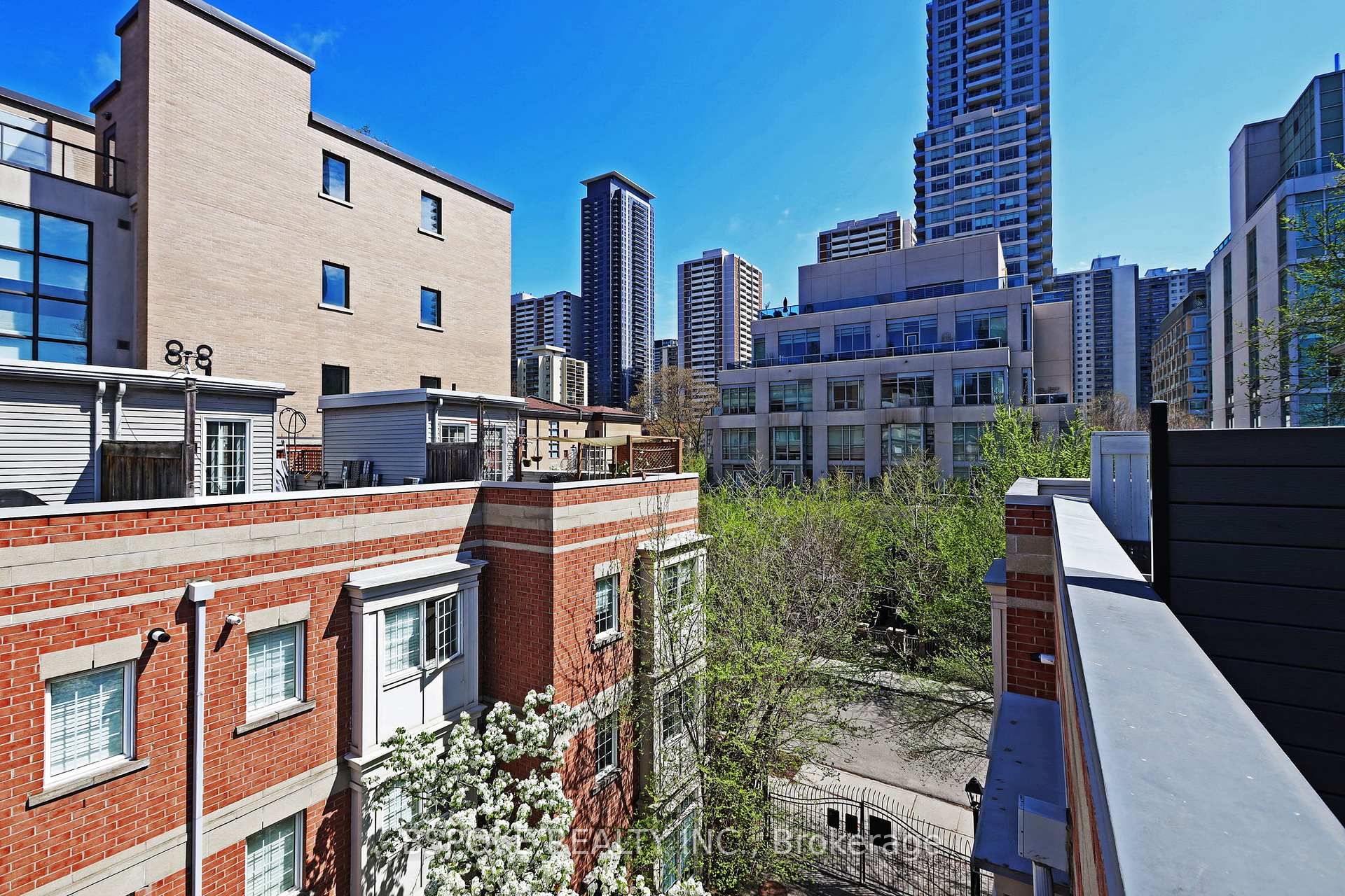 Photo 28 of Unit 3, 6 Wellesley Place, Toronto, North St. James Town — HOMEH