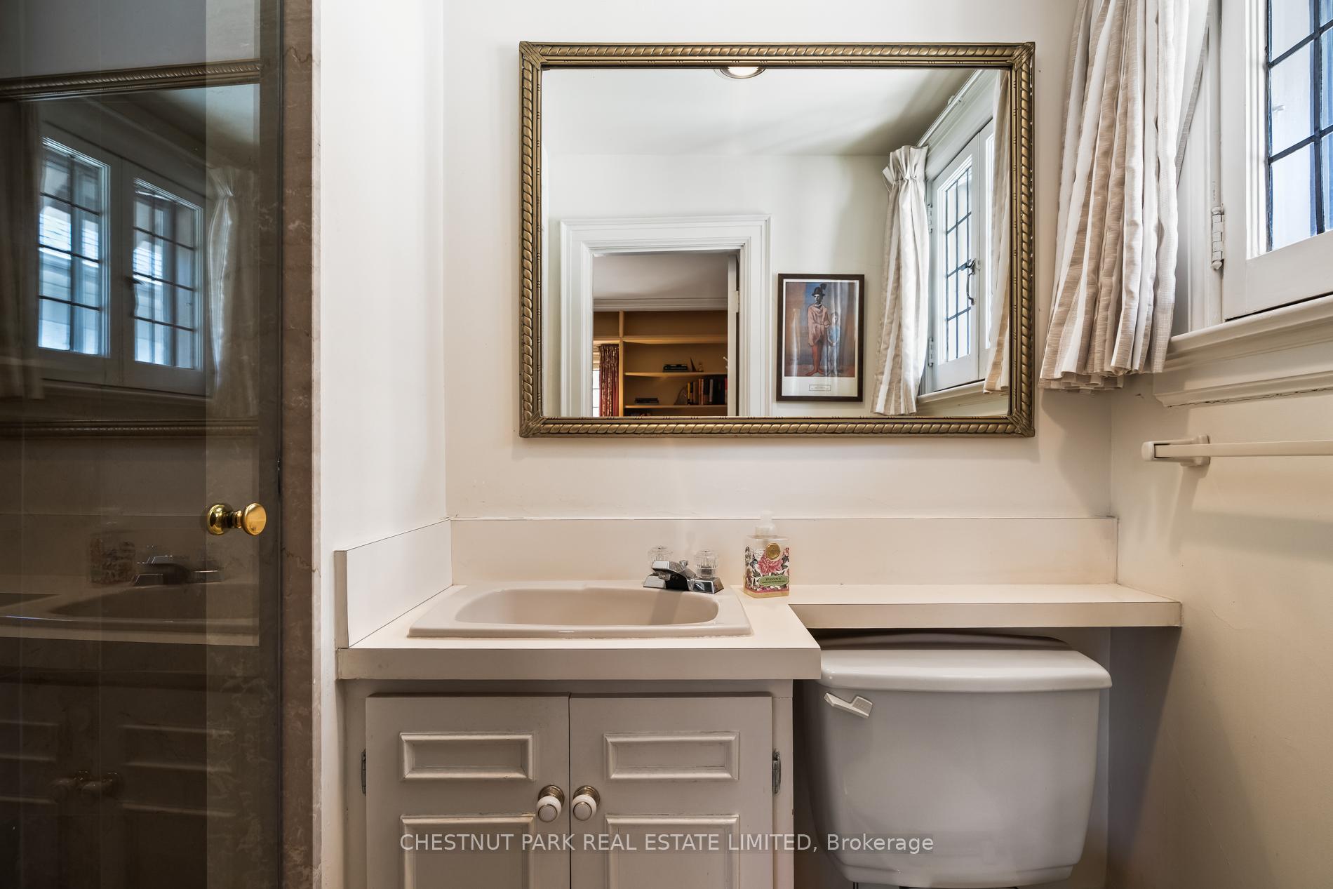 Photo 25 of 60 Rosedale Heights Drive, Toronto, Rosedale-Moore Park — HOMEH
