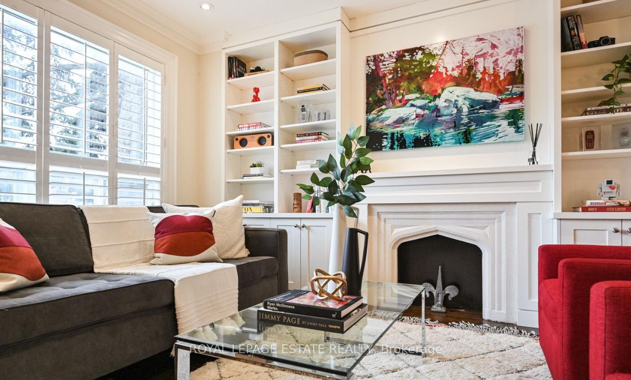 Photo 3 of 274 Laird Drive, Toronto, Leaside — HOMEH