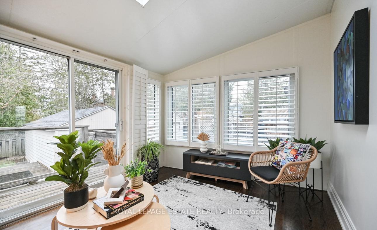 Photo 14 of 274 Laird Drive, Toronto, Leaside — HOMEH