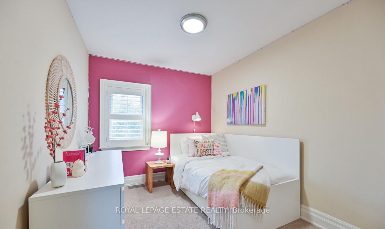 Photo 18 of 274 Laird Drive, Toronto, Leaside — HOMEH