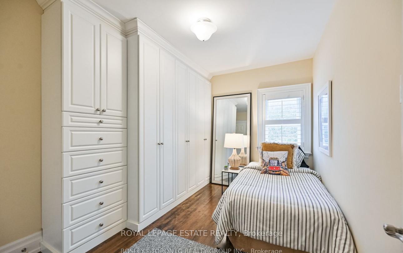 Photo 19 of 274 Laird Drive, Toronto, Leaside — HOMEH
