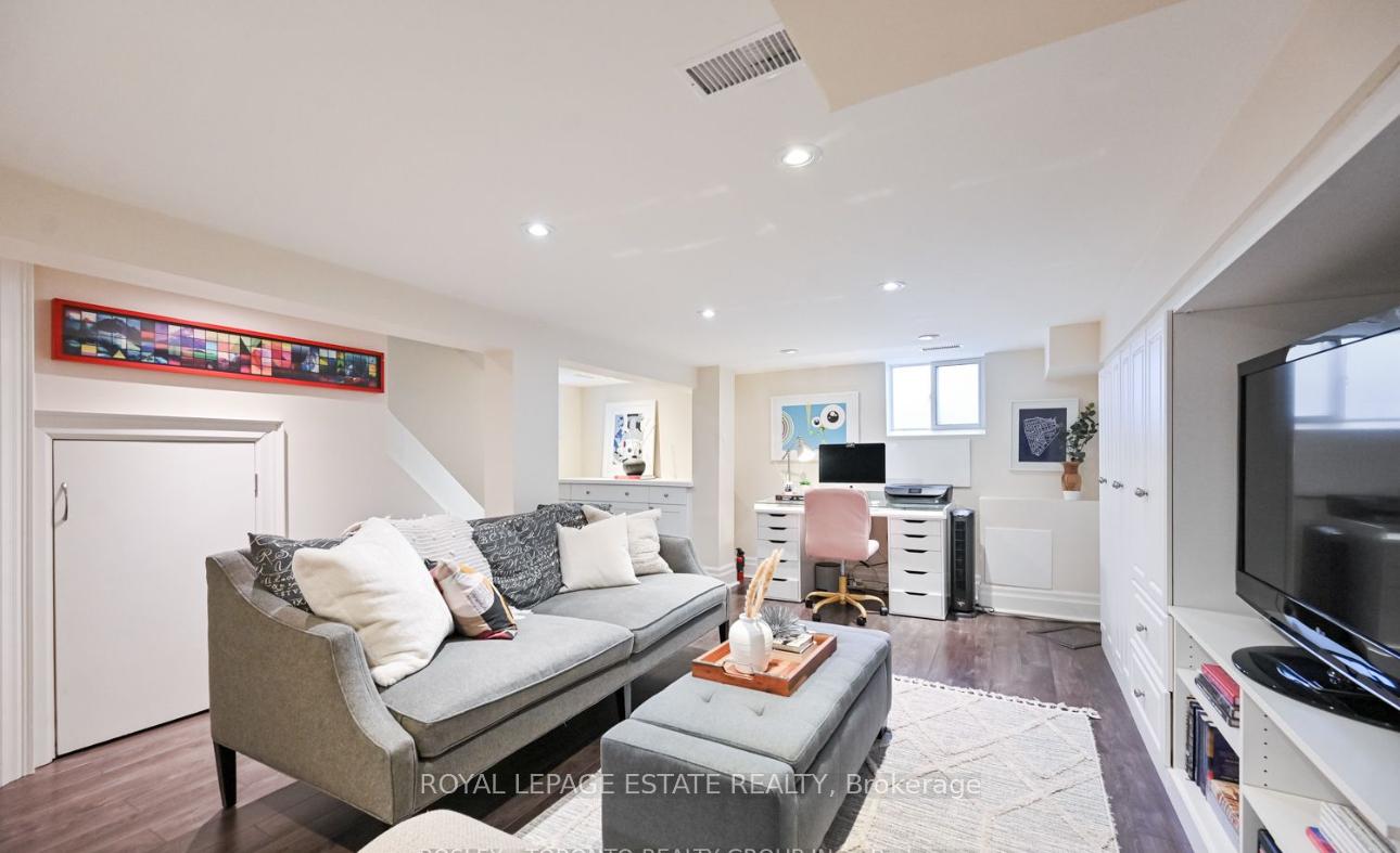 Photo 22 of 274 Laird Drive, Toronto, Leaside — HOMEH