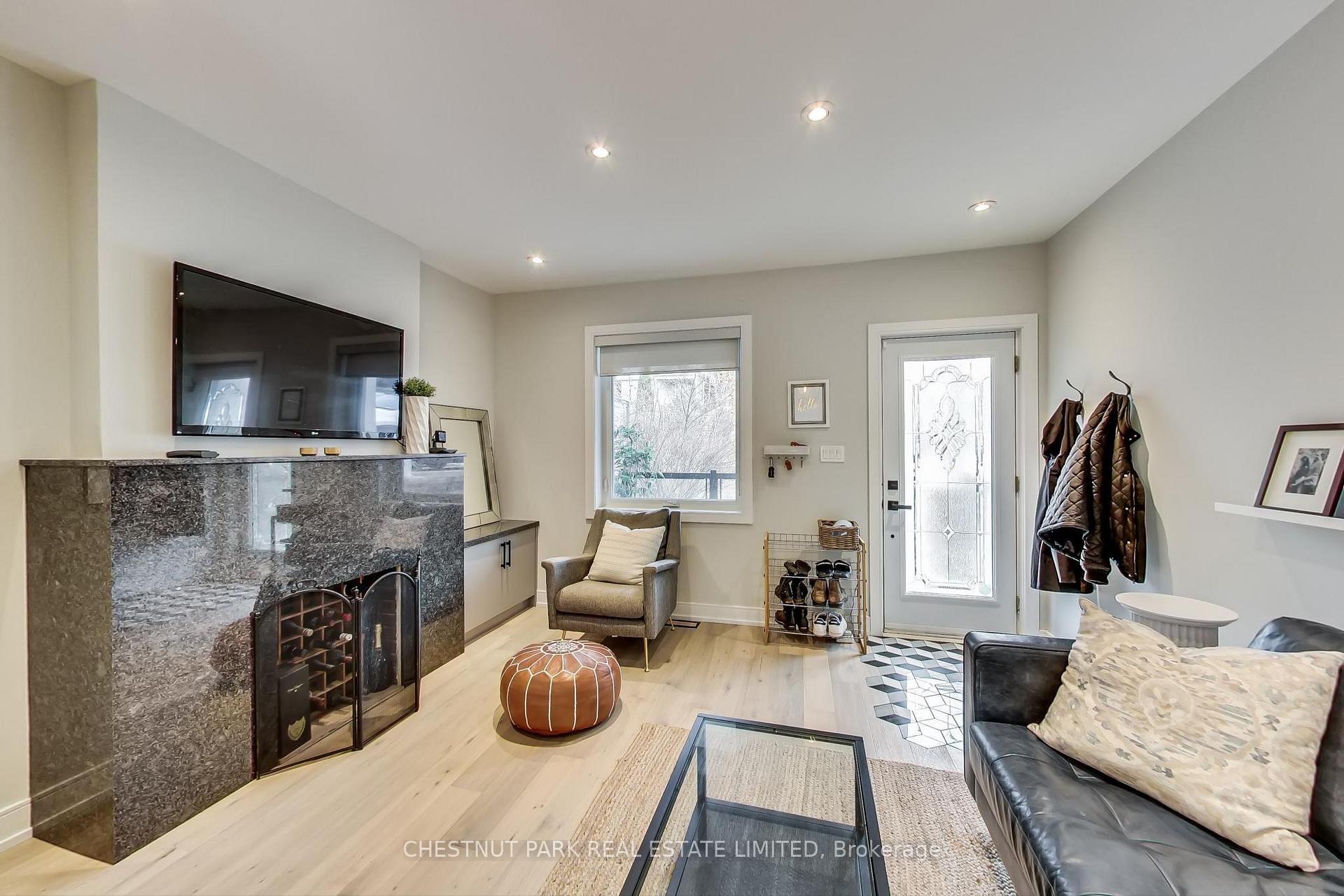 Photo 5 of 388 Keewatin Avenue, Toronto, Mount Pleasant East — HOMEH