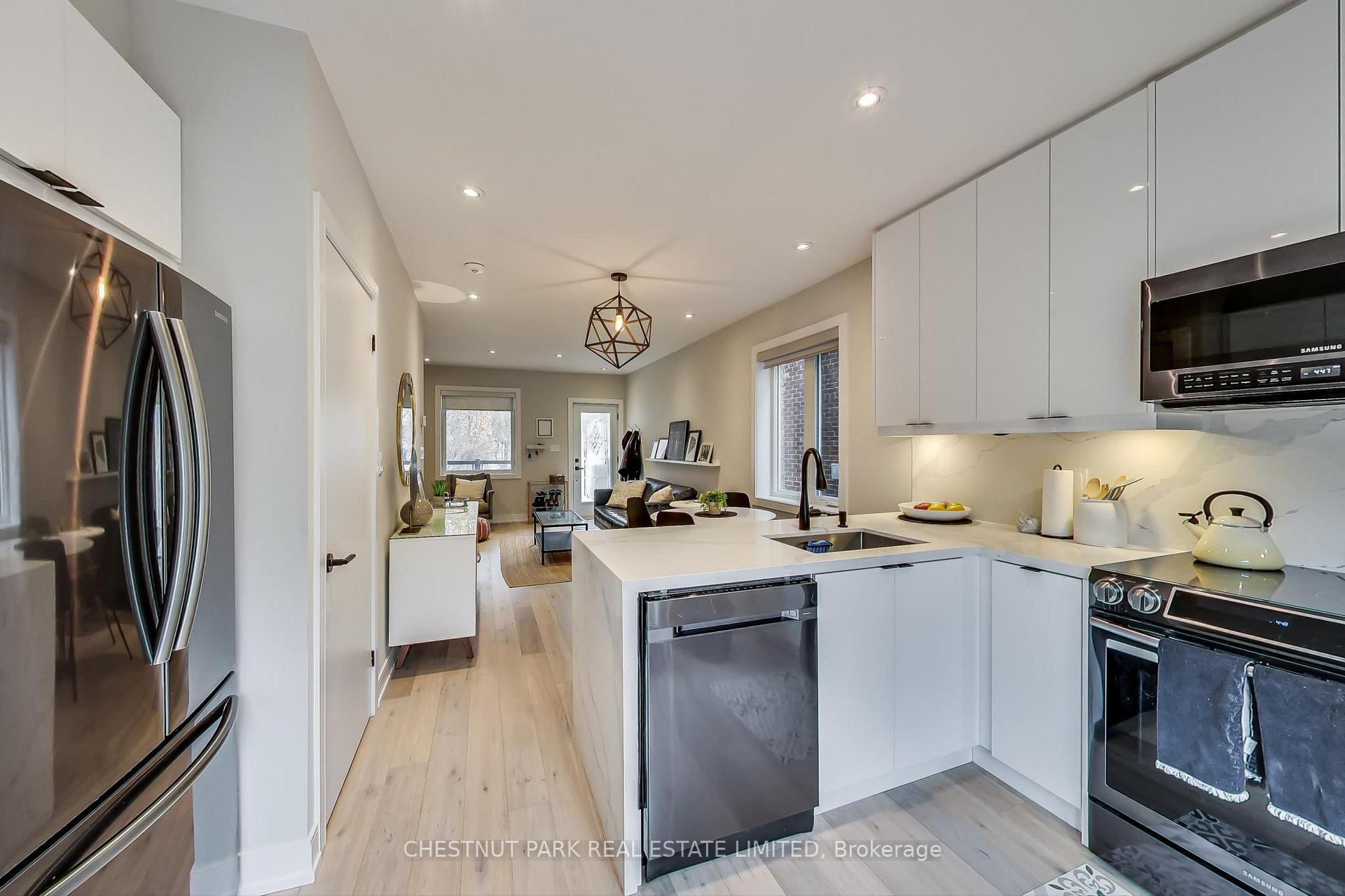 Photo 11 of 388 Keewatin Avenue, Toronto, Mount Pleasant East — HOMEH