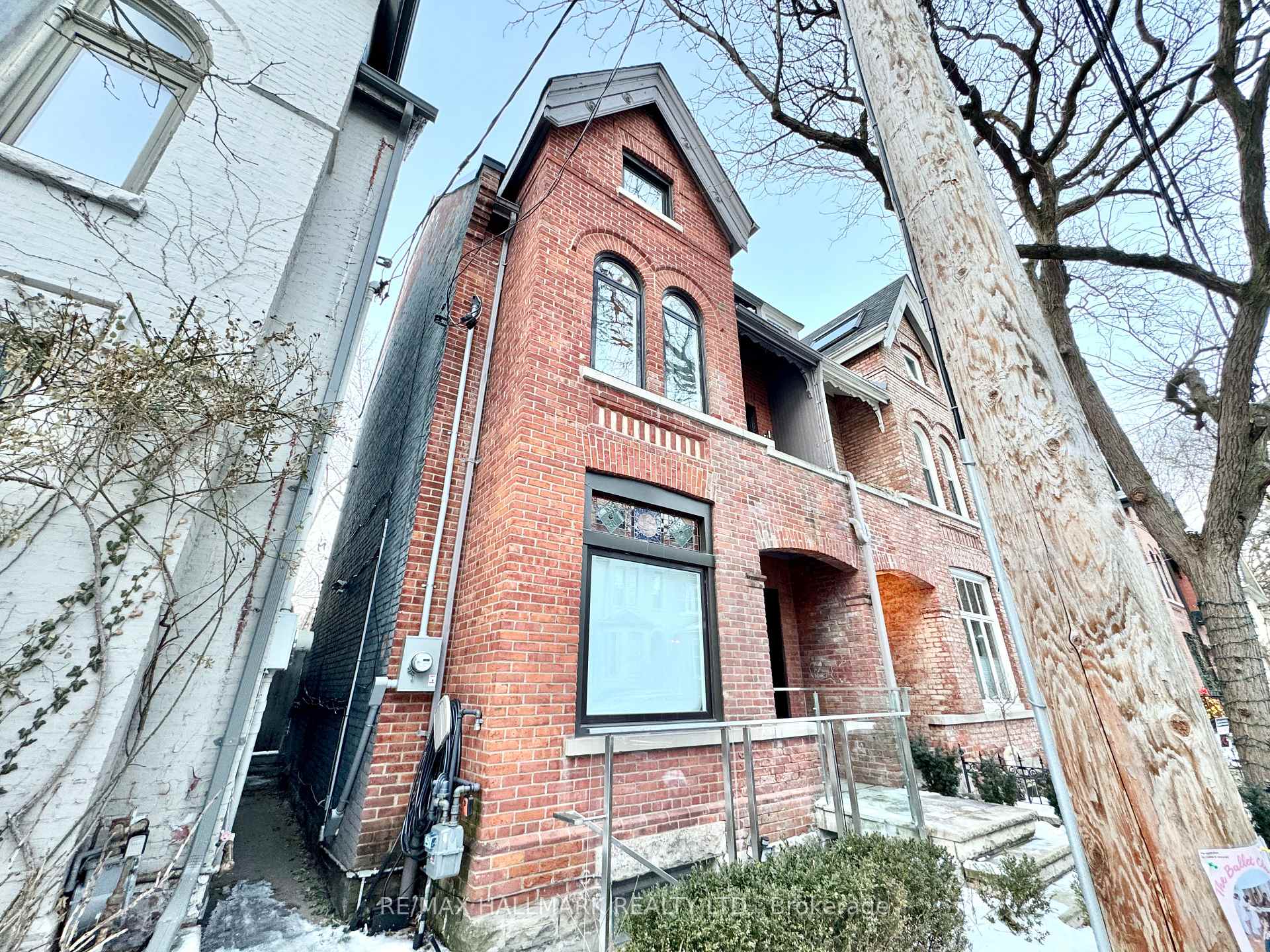 Photo 18 of Unit Lower, 140 Collier Street, Toronto, Rosedale-Moore Park — HOMEH