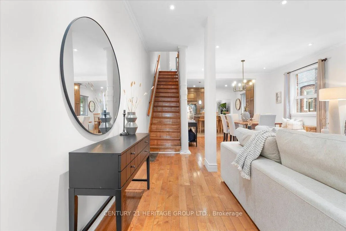 Photo 2 of 336 Emerald Street N, Hamilton, Landsdale — HOMEH