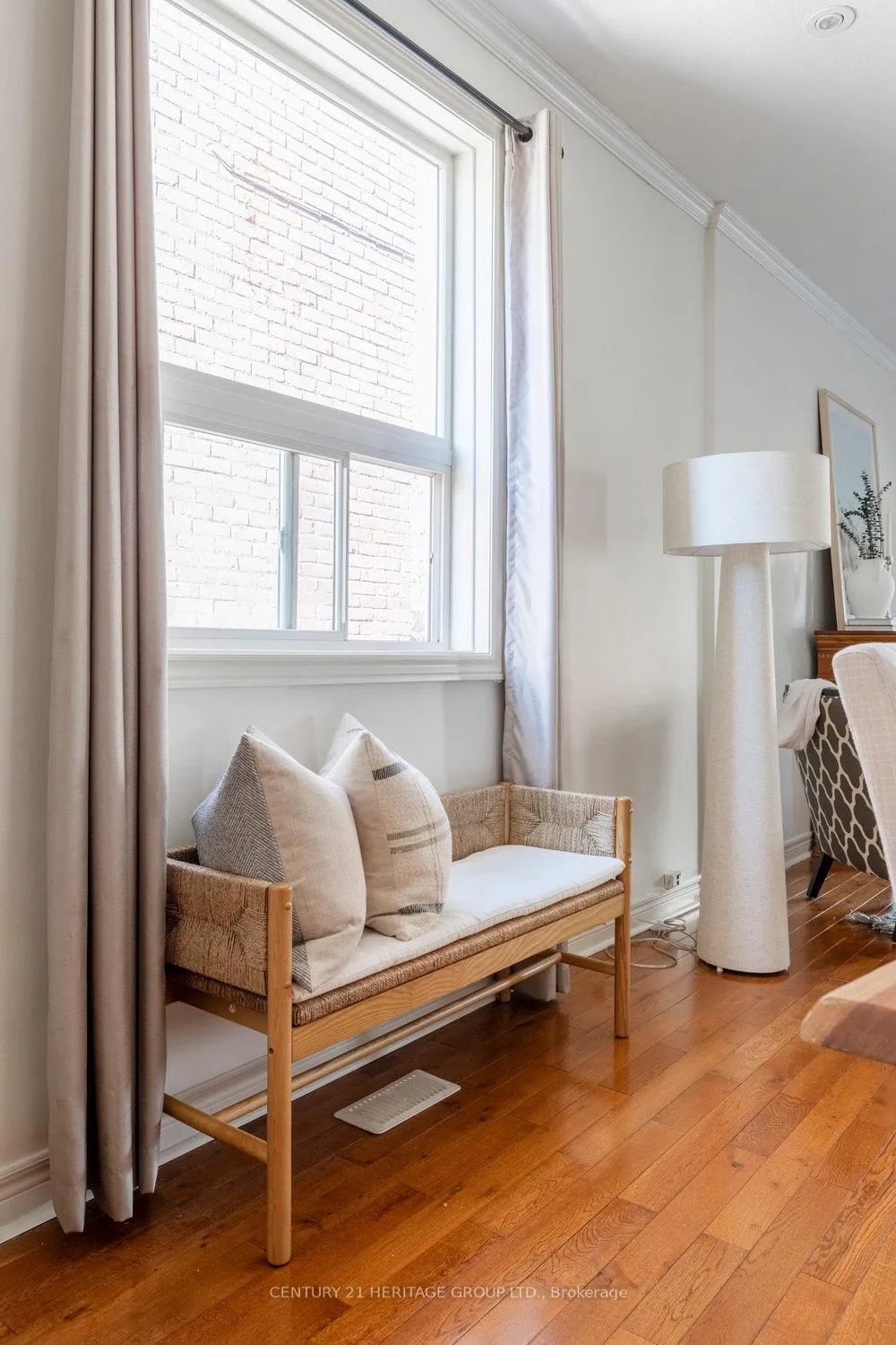 Photo 7 of 336 Emerald Street N, Hamilton, Landsdale — HOMEH
