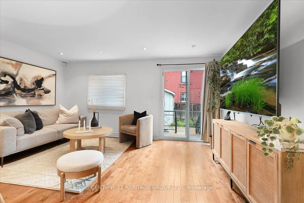 Photo 18 of 336 Emerald Street N, Hamilton, Landsdale — HOMEH