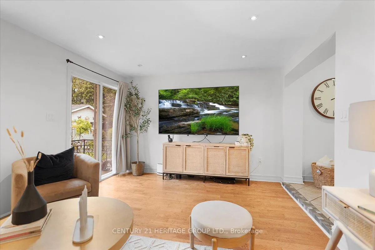 Photo 21 of 336 Emerald Street N, Hamilton, Landsdale — HOMEH