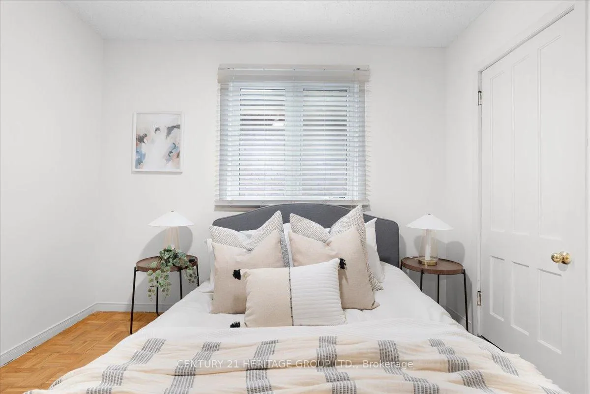 Photo 33 of 336 Emerald Street N, Hamilton, Landsdale — HOMEH