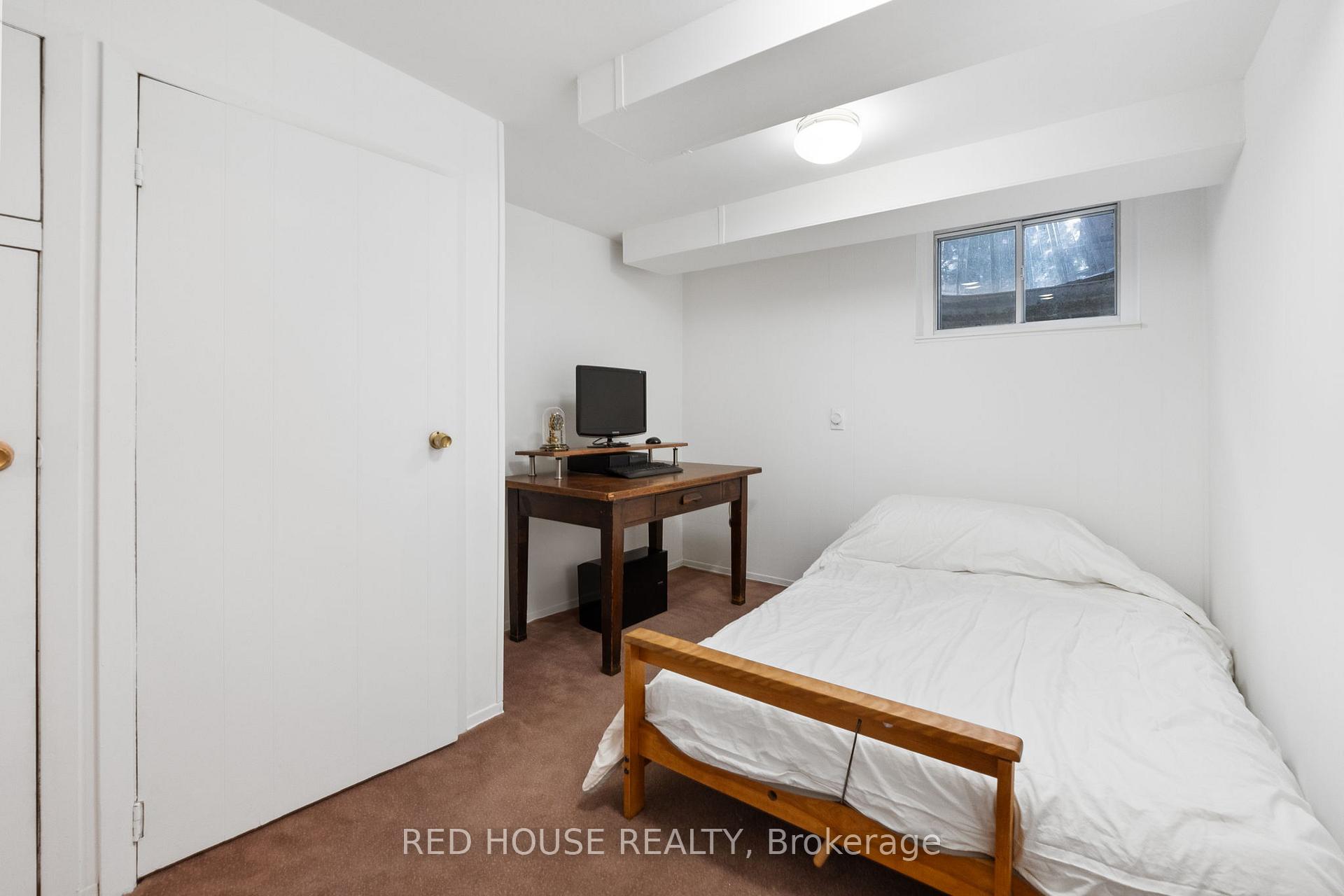 Photo 15 of 68 Nesbitt Drive, Toronto, Leaside — HOMEH