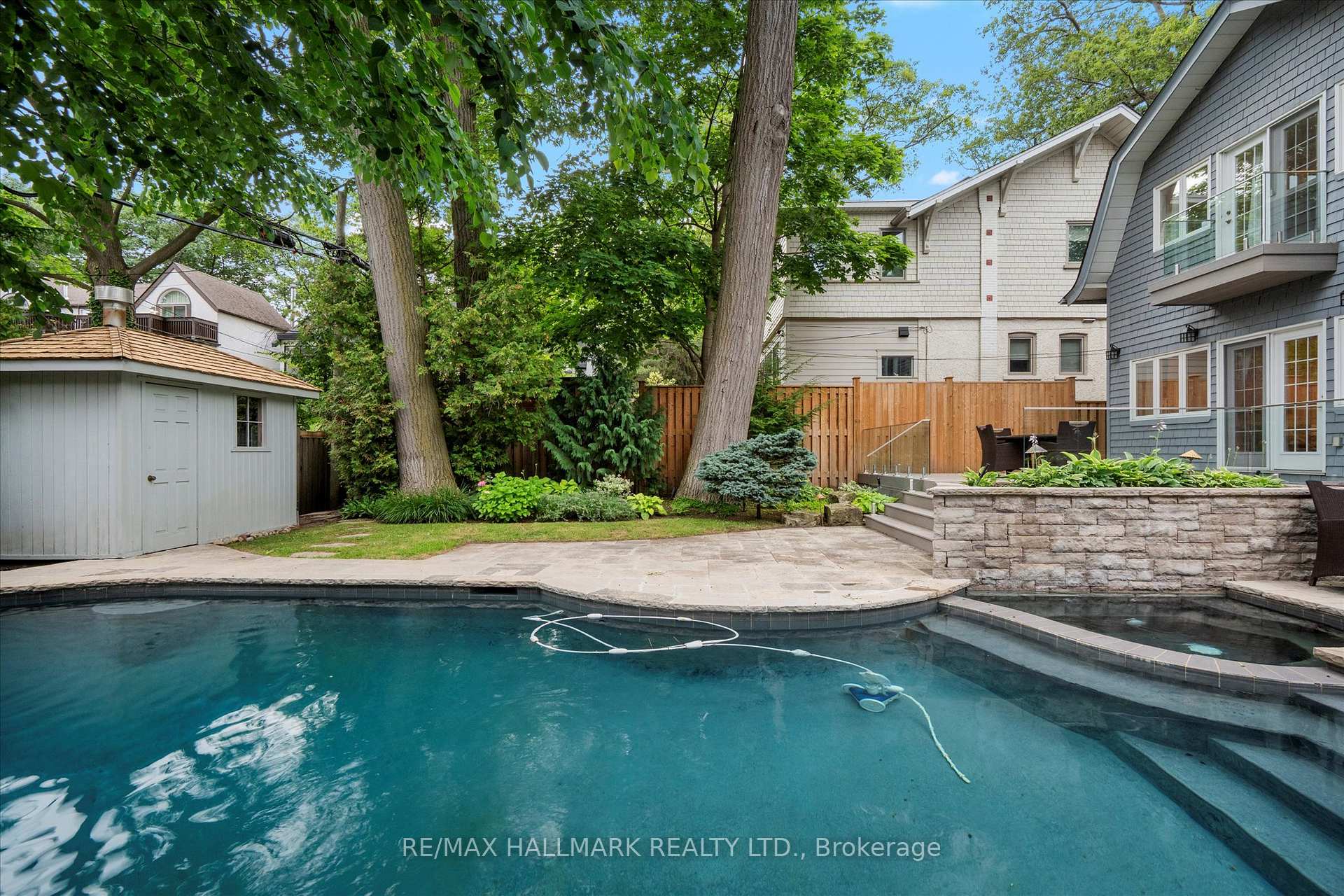 Photo 46 of 34 Munro Park Avenue, Toronto, The Beaches — HOMEH