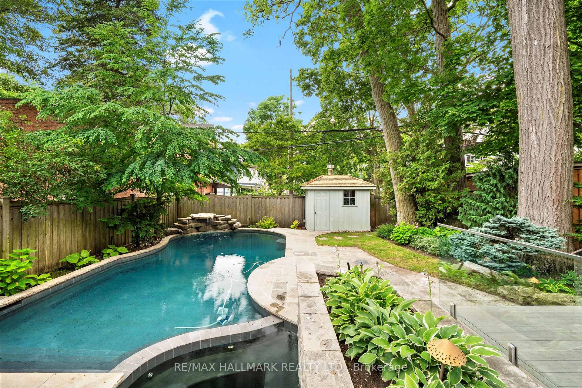 Photo 48 of 34 Munro Park Avenue, Toronto, The Beaches — HOMEH