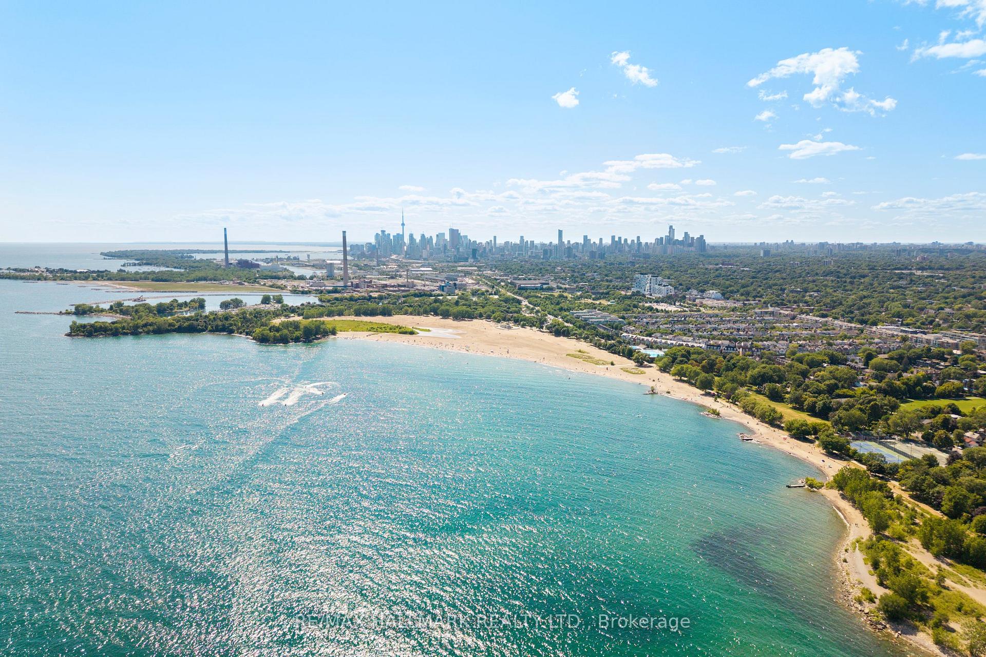 Photo 50 of 34 Munro Park Avenue, Toronto, The Beaches — HOMEH