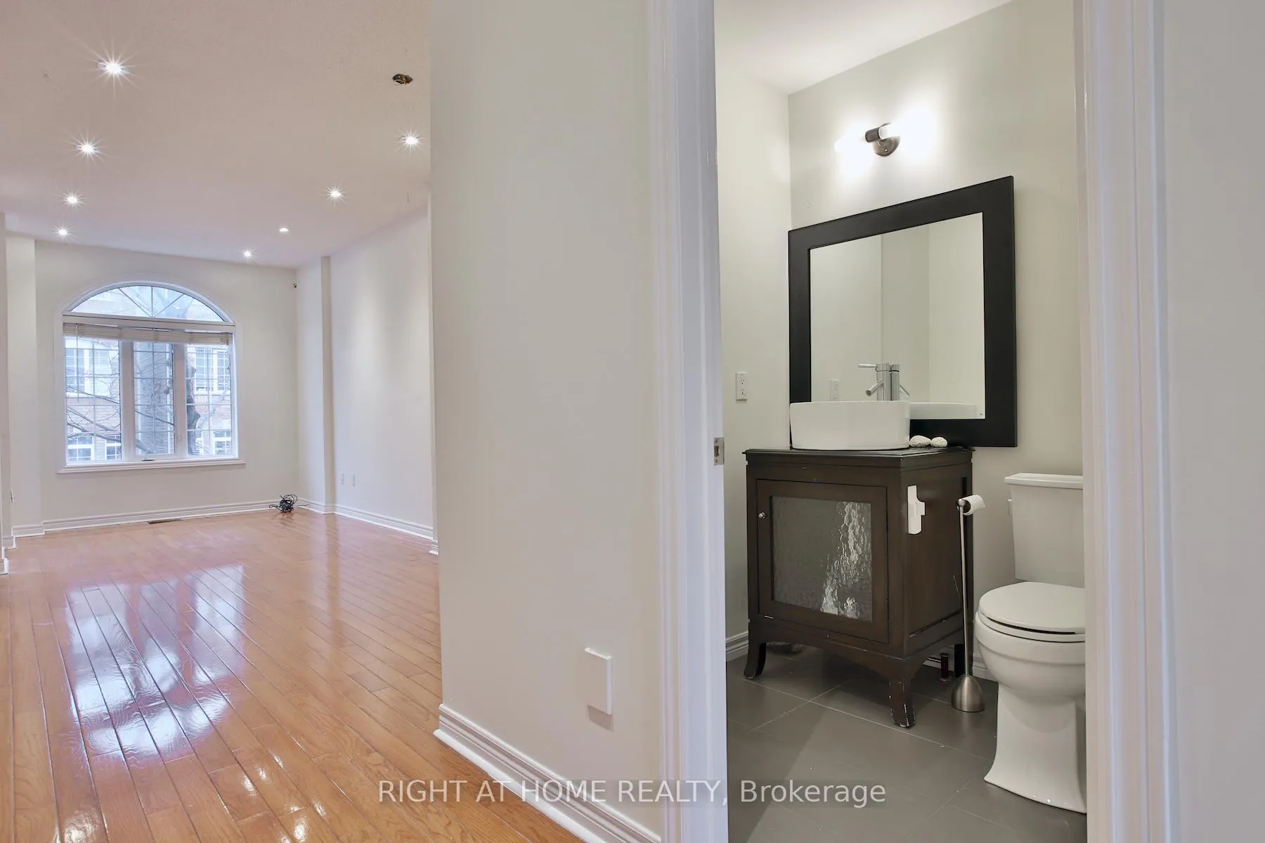 Photo 12 of 49 Natalie Place, Toronto, South Riverdale — HOMEH