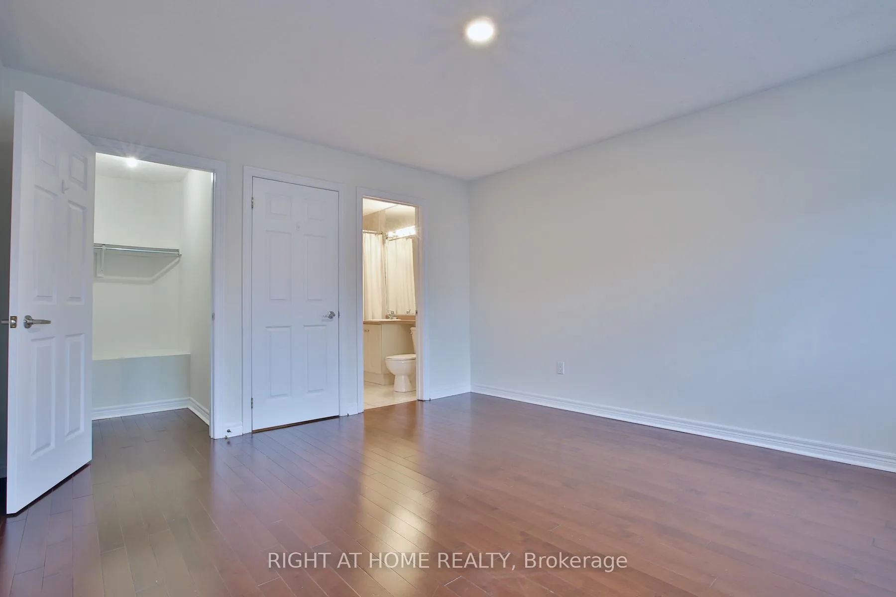 Photo 20 of 49 Natalie Place, Toronto, South Riverdale — HOMEH