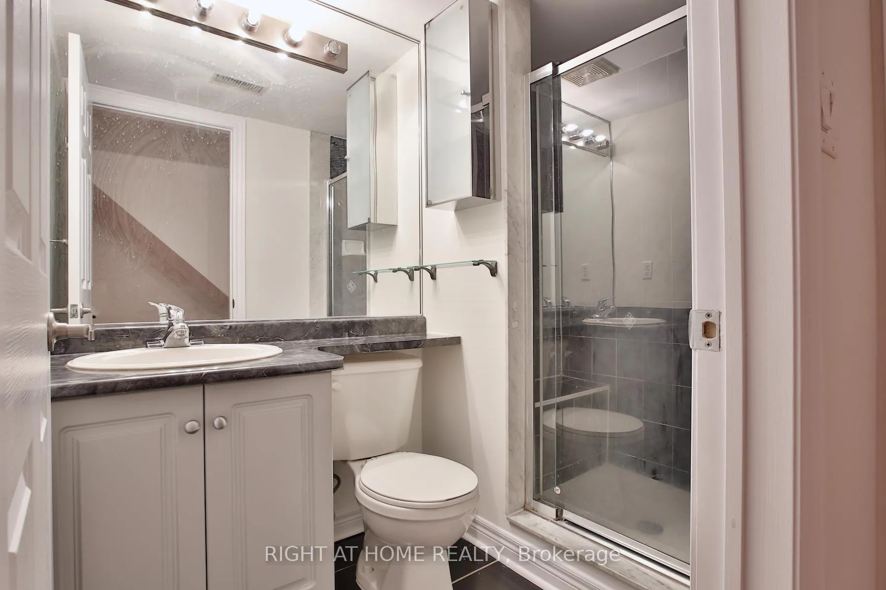 Photo 26 of 49 Natalie Place, Toronto, South Riverdale — HOMEH