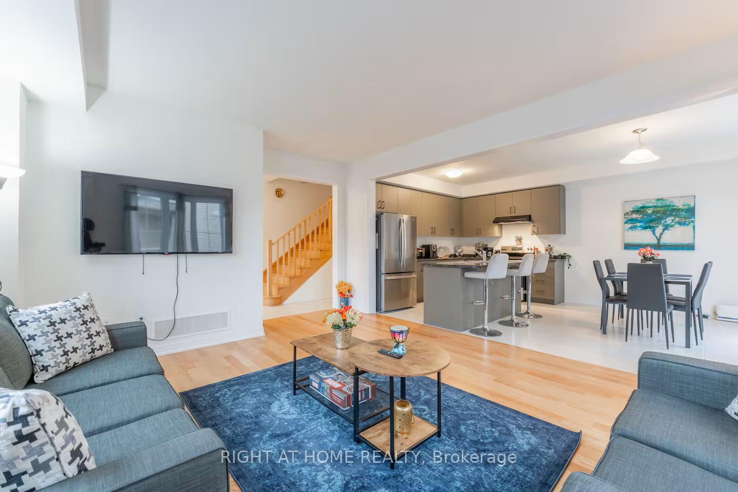 Photo 13 of 120 Velvet Way, Thorold, Rolling Meadows — HOMEH