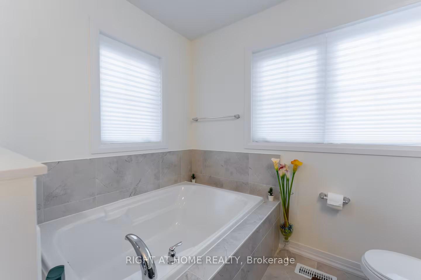 Photo 27 of 120 Velvet Way, Thorold, Rolling Meadows — HOMEH