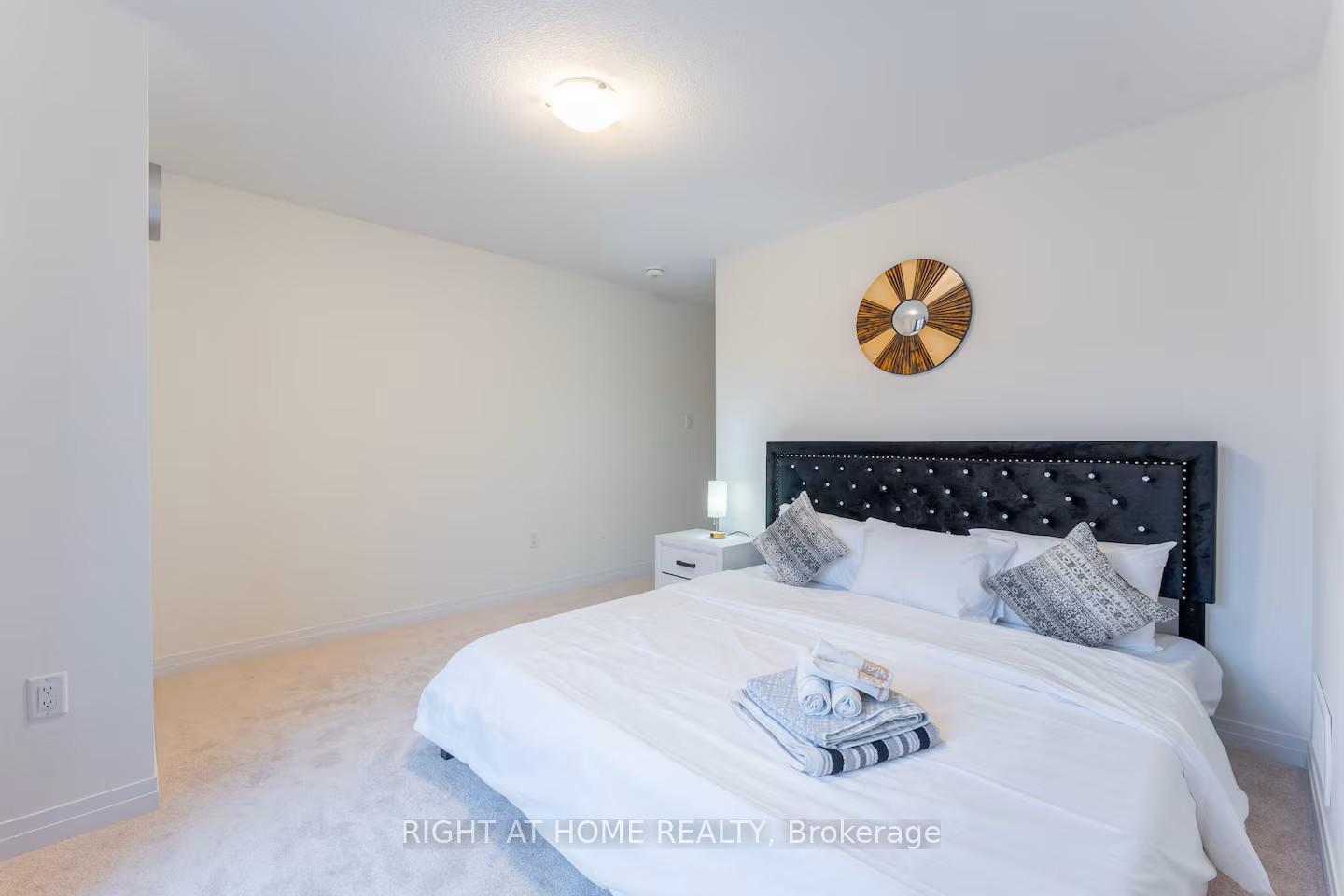 Photo 35 of 120 Velvet Way, Thorold, Rolling Meadows — HOMEH
