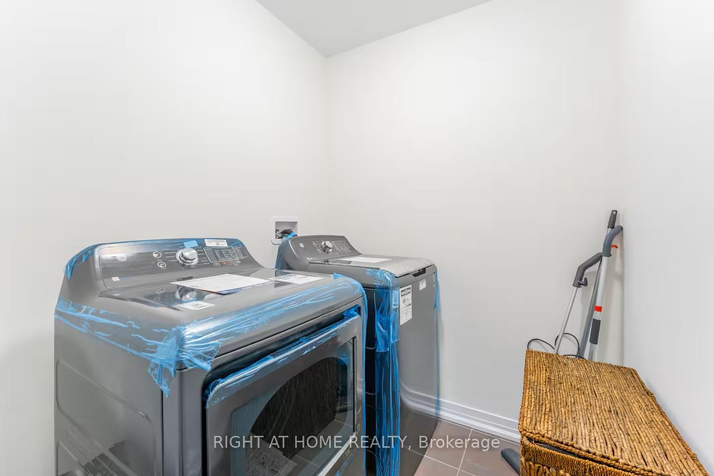 Photo 39 of 120 Velvet Way, Thorold, Rolling Meadows — HOMEH