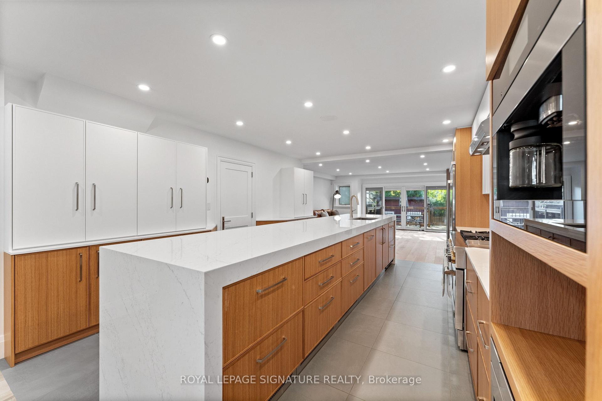 Photo 8 of 37 Manor Road E, Toronto, Mount Pleasant West — HOMEH