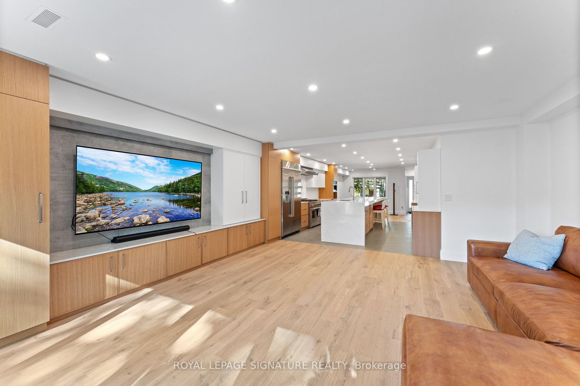 Photo 15 of 37 Manor Road E, Toronto, Mount Pleasant West — HOMEH