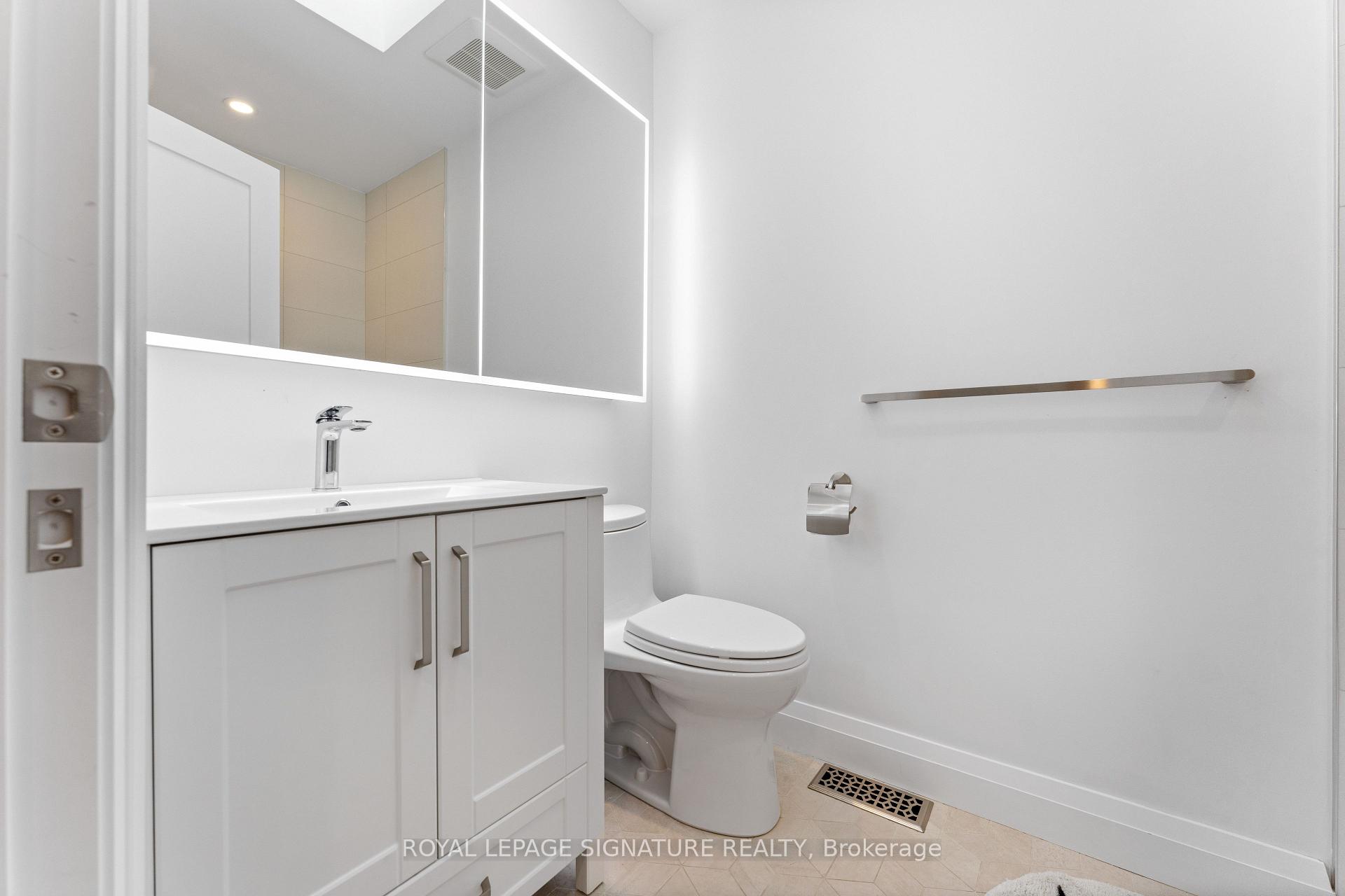 Photo 30 of 37 Manor Road E, Toronto, Mount Pleasant West — HOMEH