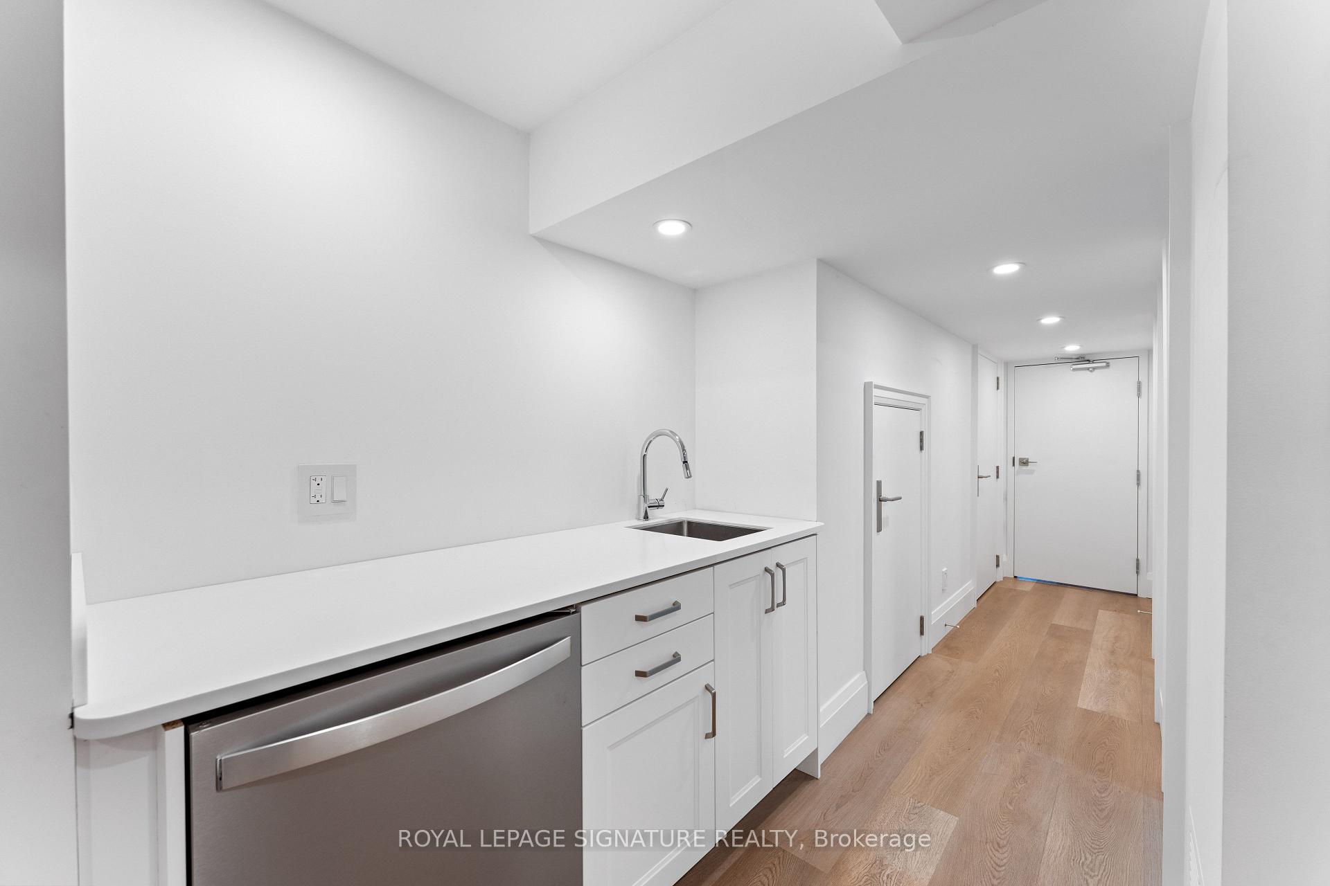 Photo 38 of 37 Manor Road E, Toronto, Mount Pleasant West — HOMEH