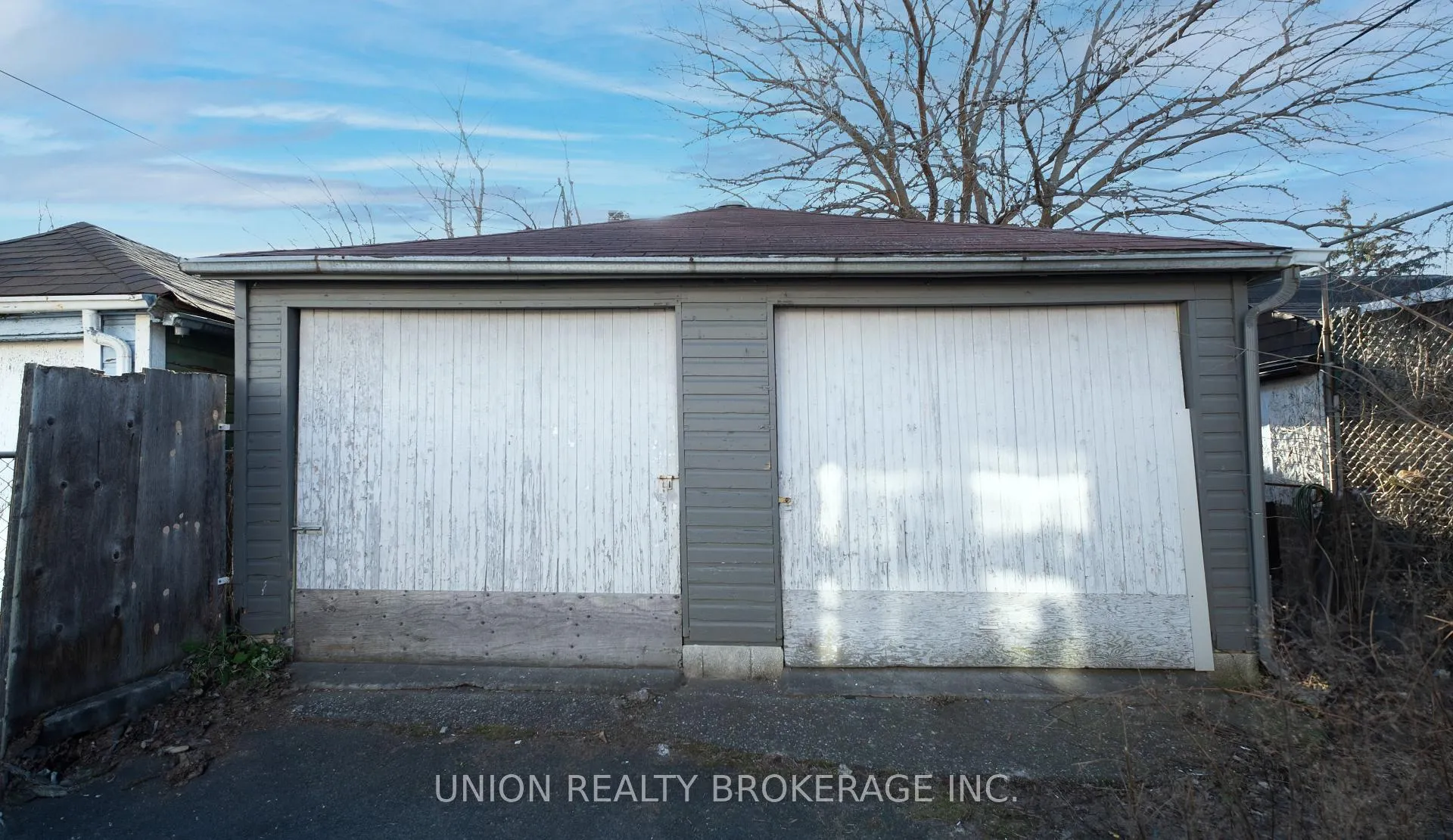 Photo of Unit Garage, 163 Wolverleigh Boulevard