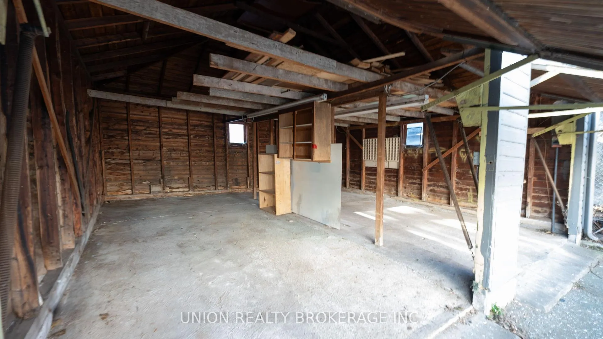 Photo 3 of Unit Garage, 163 Wolverleigh Boulevard, Toronto, Danforth — HOMEH