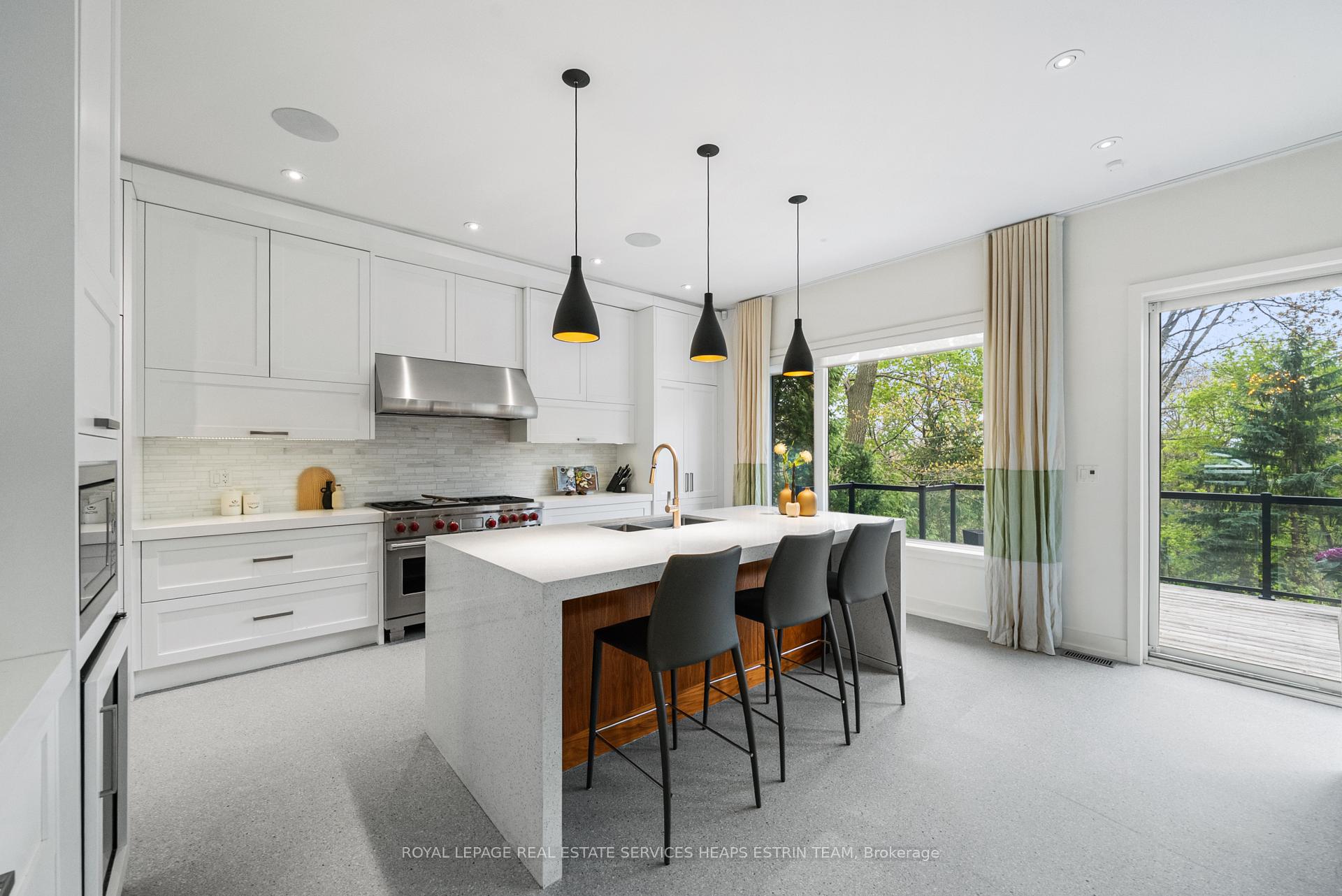 Photo 10 of 20 Moorehill Drive, Toronto, Leaside — HOMEH
