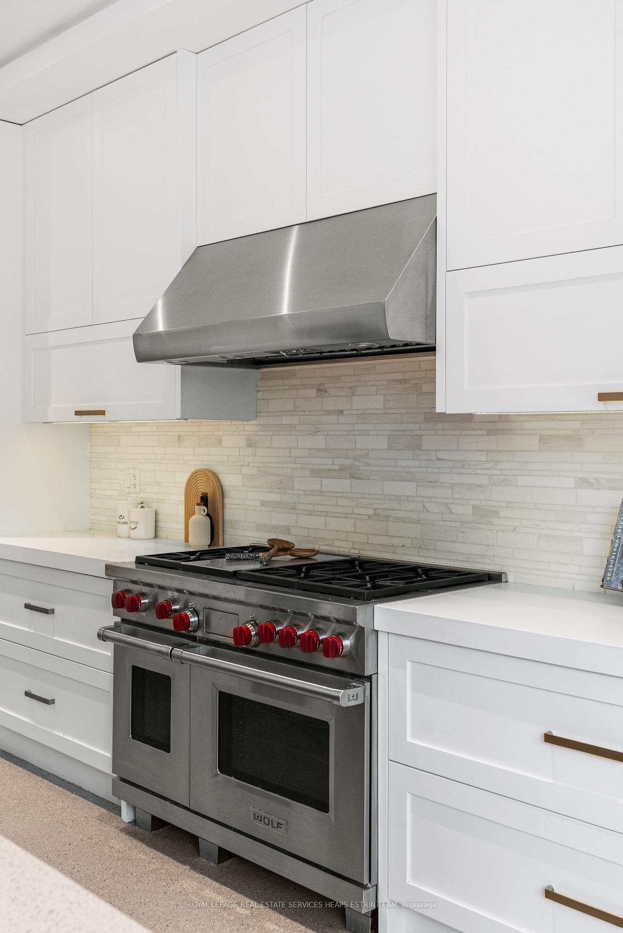 Photo 11 of 20 Moorehill Drive, Toronto, Leaside — HOMEH