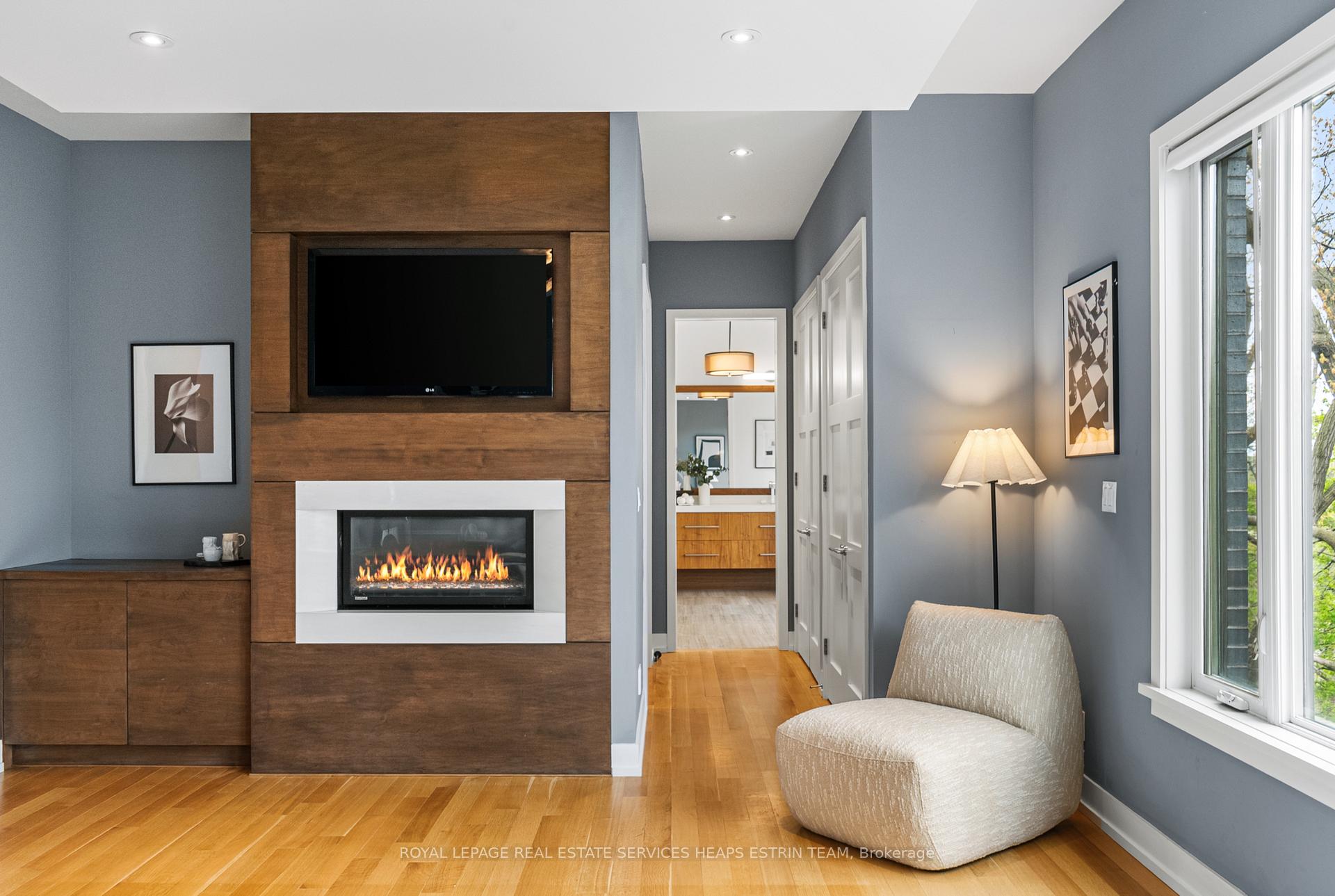 Photo 21 of 20 Moorehill Drive, Toronto, Leaside — HOMEH