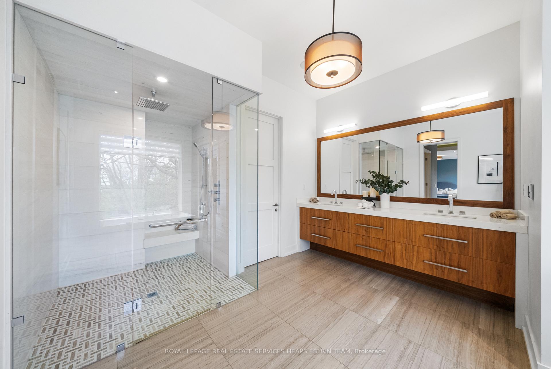 Photo 22 of 20 Moorehill Drive, Toronto, Leaside — HOMEH