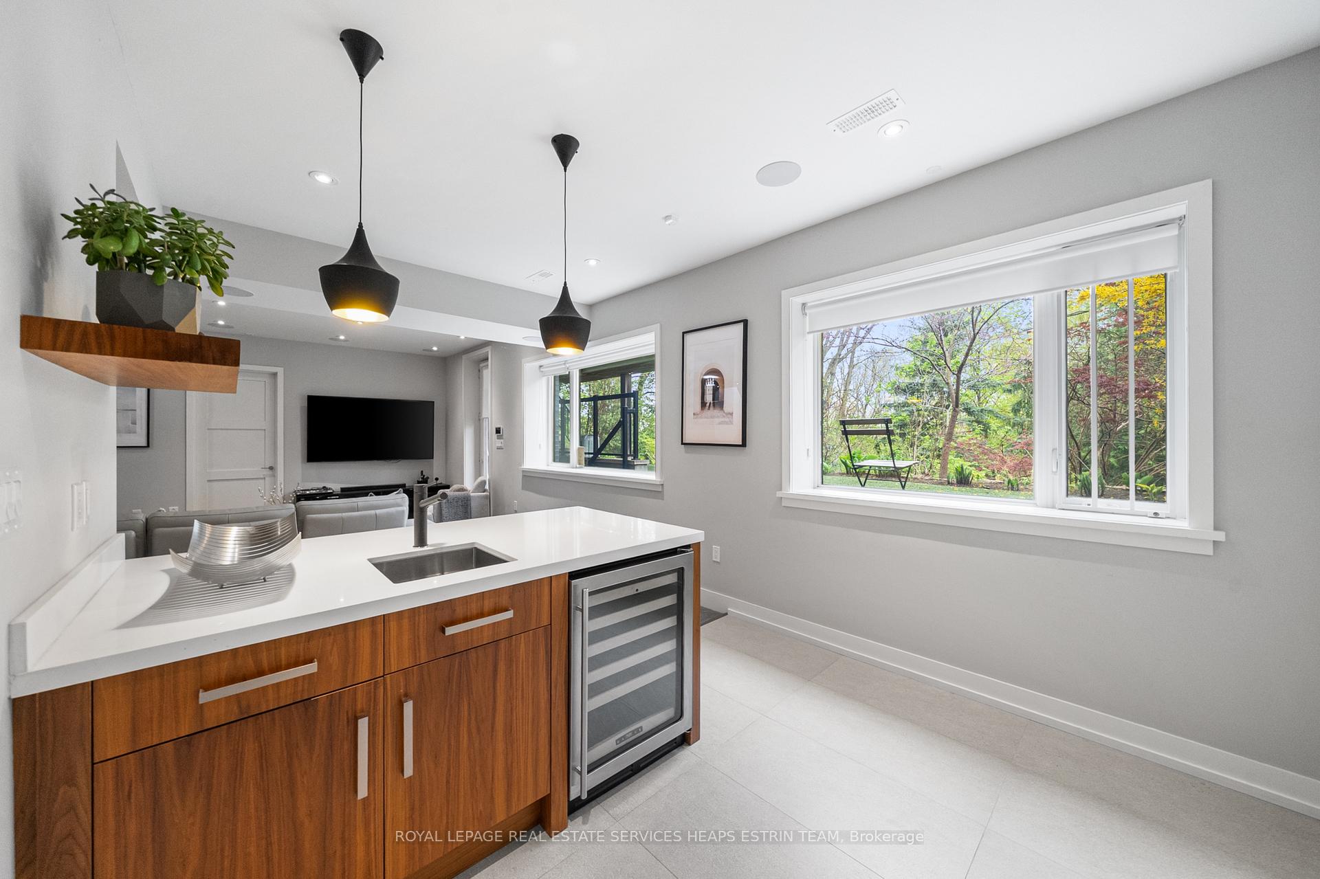 Photo 30 of 20 Moorehill Drive, Toronto, Leaside — HOMEH