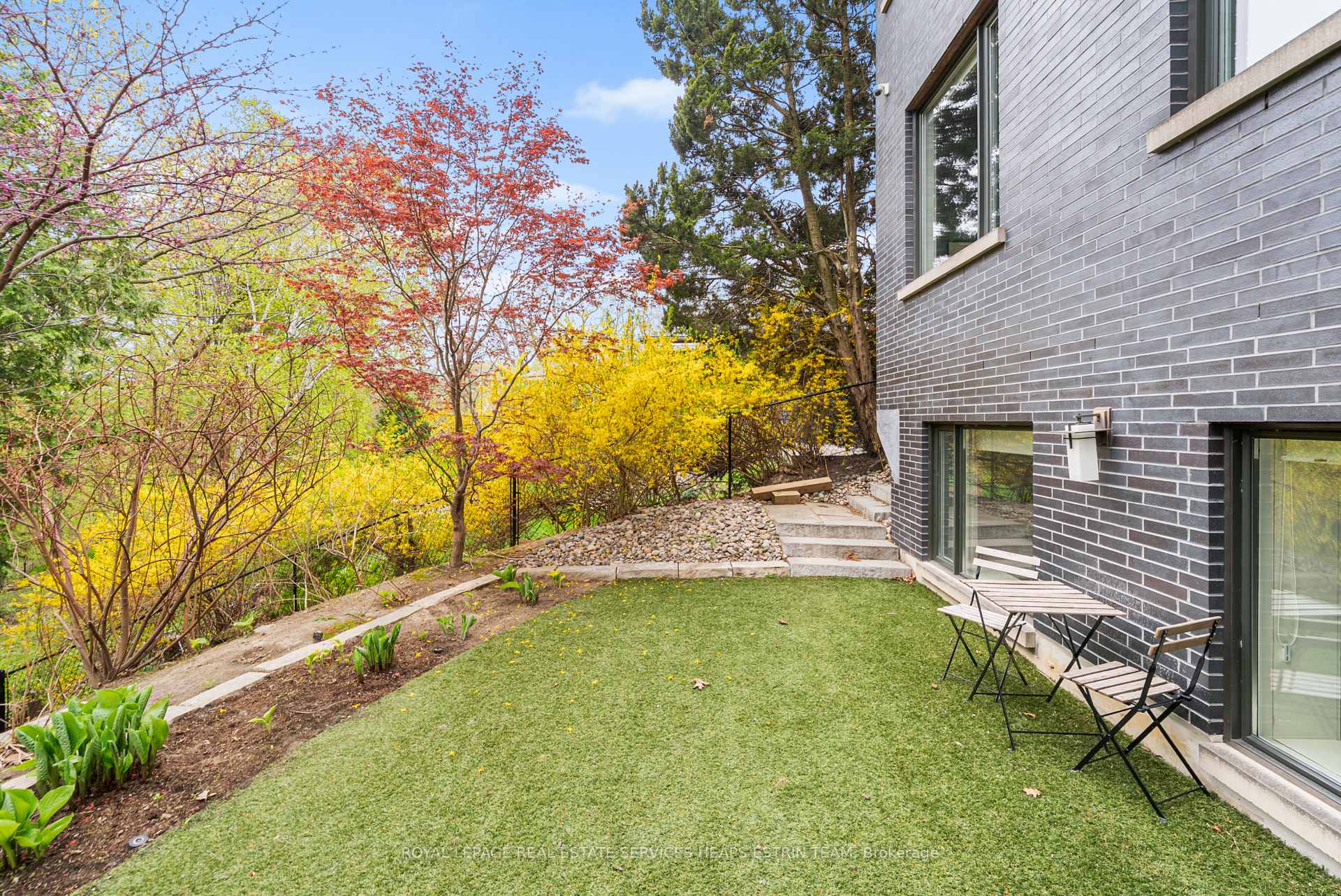 Photo 36 of 20 Moorehill Drive, Toronto, Leaside — HOMEH