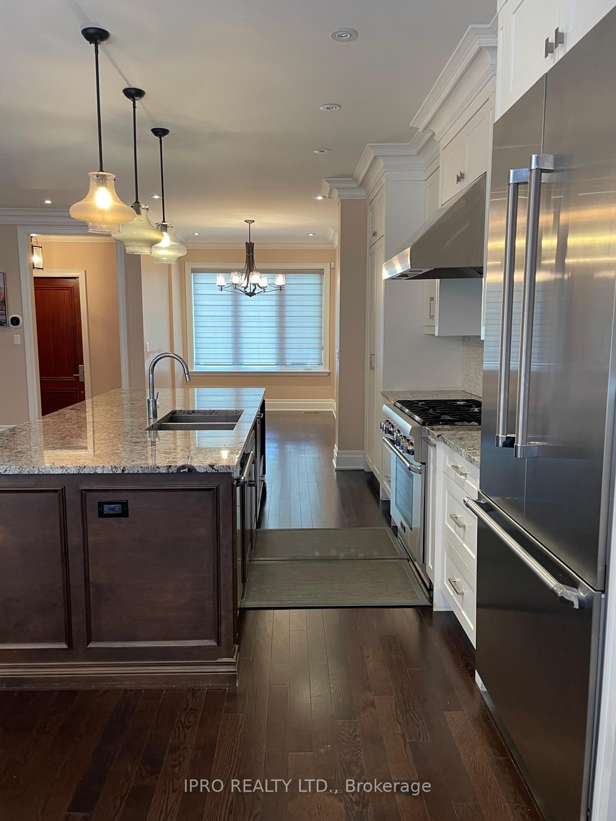 Photo 11 of 75 A Rumsey Road, Toronto, Leaside — HOMEH