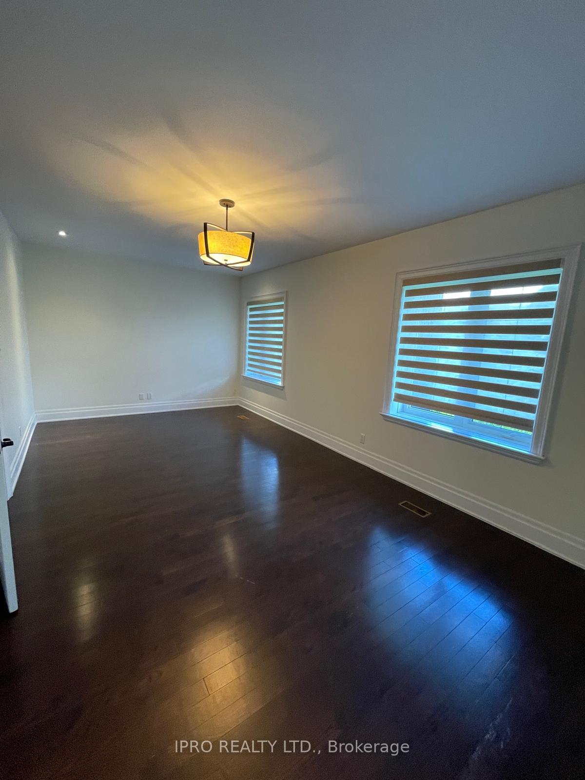 Photo 17 of 75 A Rumsey Road, Toronto, Leaside — HOMEH