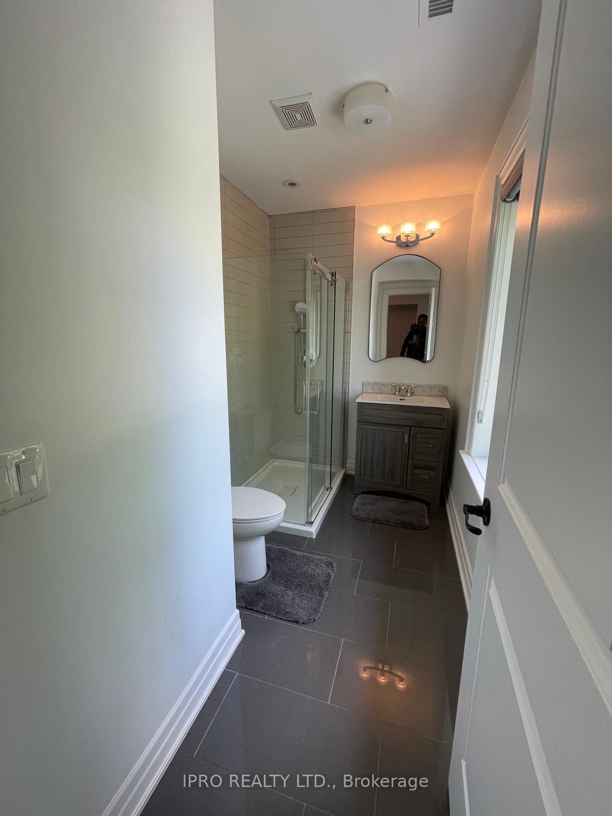Photo 23 of 75 A Rumsey Road, Toronto, Leaside — HOMEH