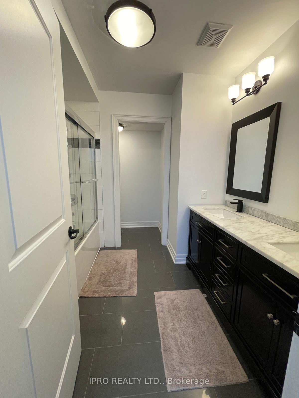 Photo 25 of 75 A Rumsey Road, Toronto, Leaside — HOMEH