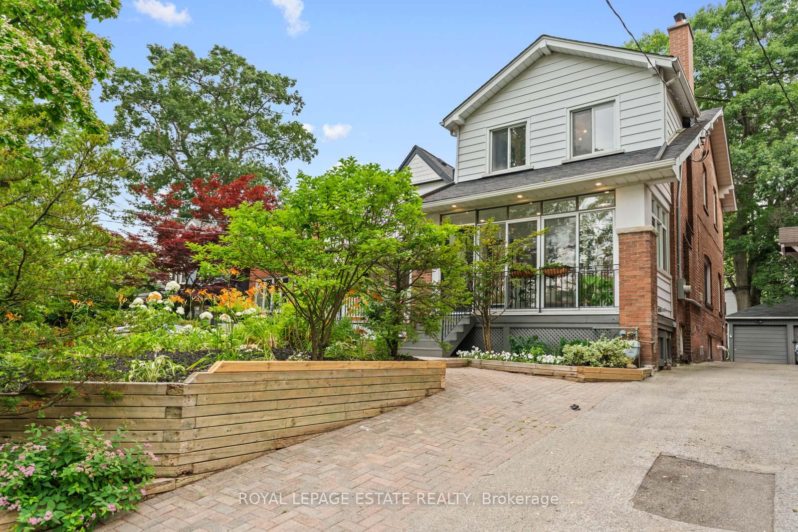 Photo 1 of 160 Silver Birch Avenue, Toronto, The Beaches — HOMEH