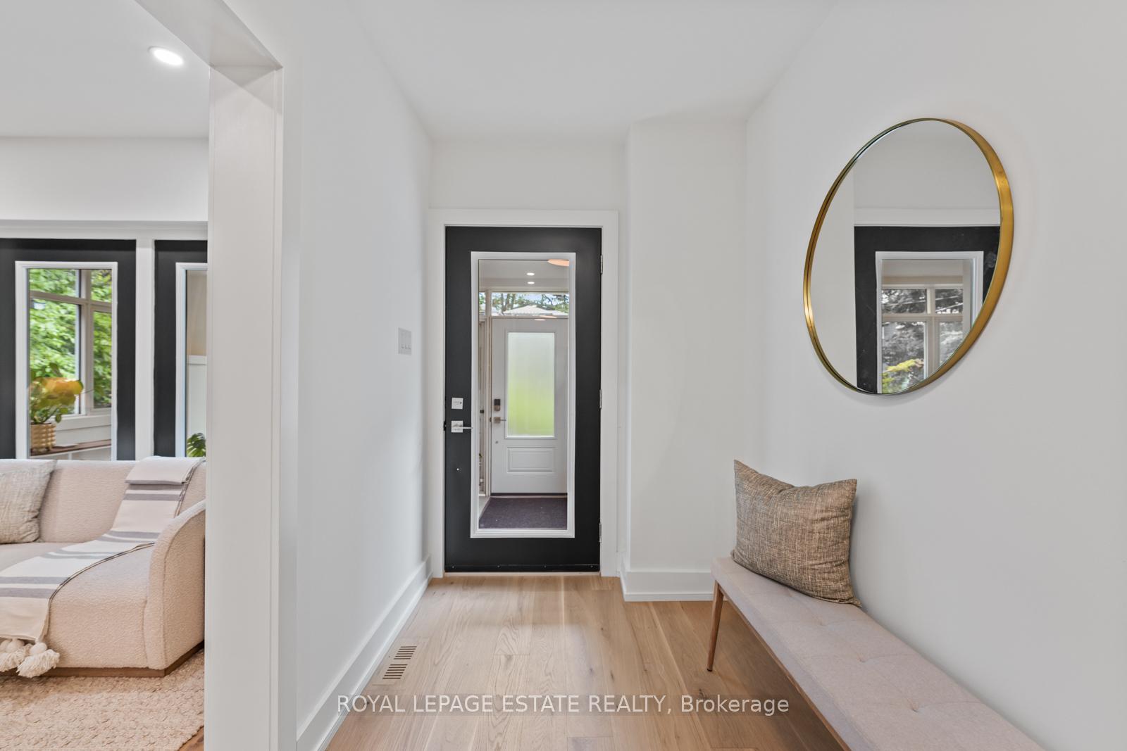 Photo 8 of 160 Silver Birch Avenue, Toronto, The Beaches — HOMEH