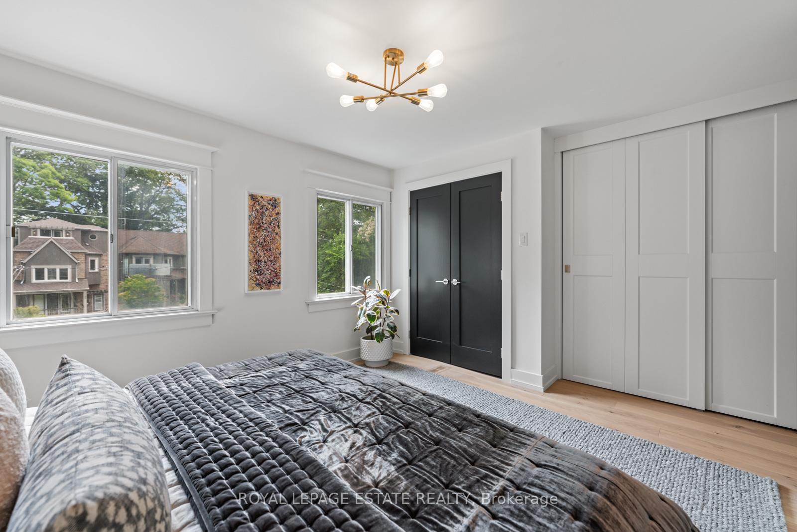 Photo 31 of 160 Silver Birch Avenue, Toronto, The Beaches — HOMEH