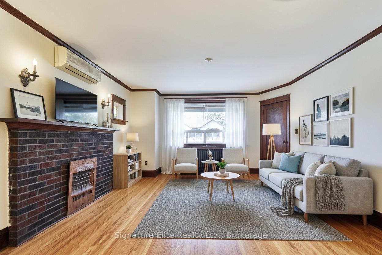 Photo 4 of Unit Upper, 21 Hammersmith Avenue, Toronto, The Beaches — HOMEH