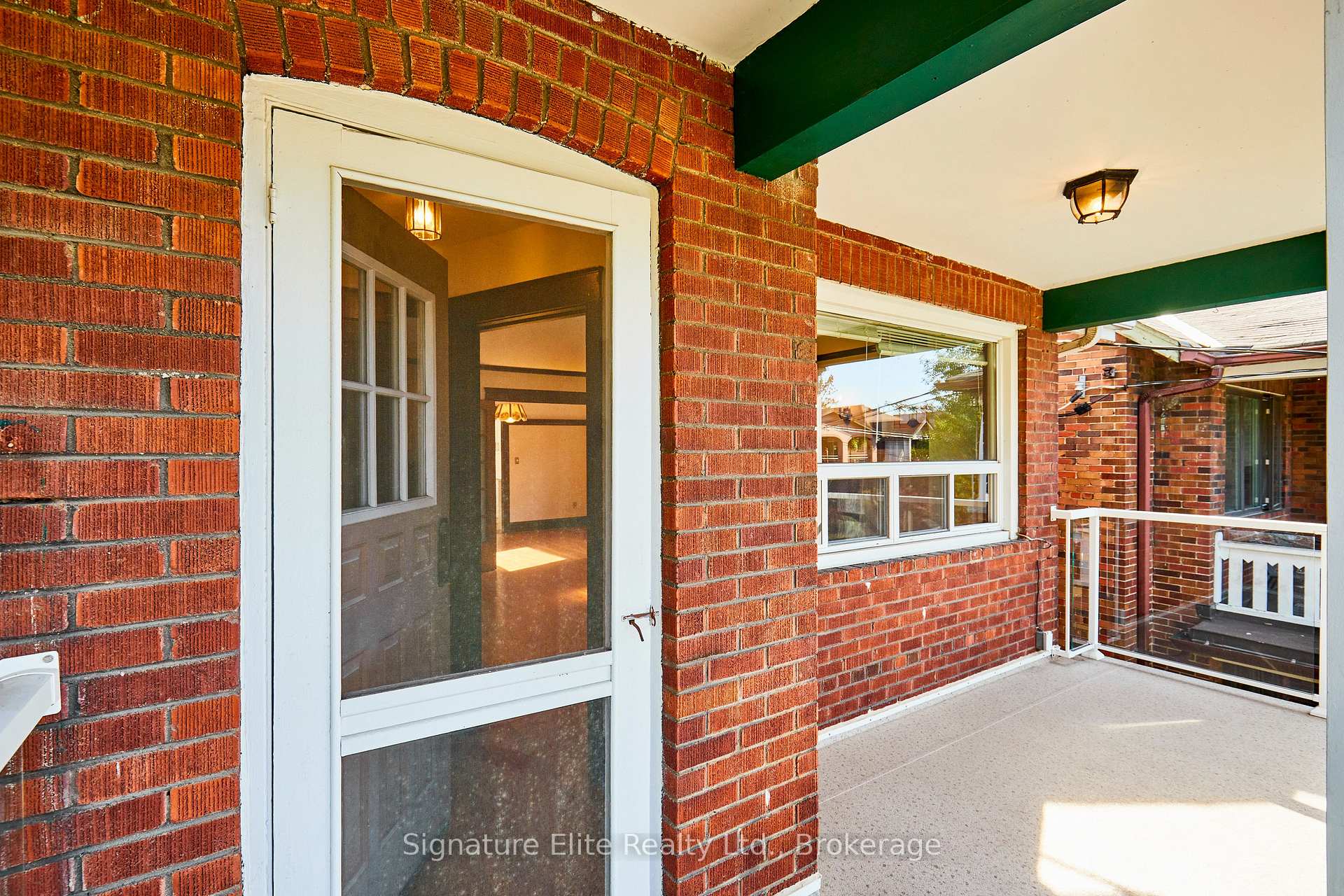 Photo 12 of Unit Upper, 21 Hammersmith Avenue, Toronto, The Beaches — HOMEH